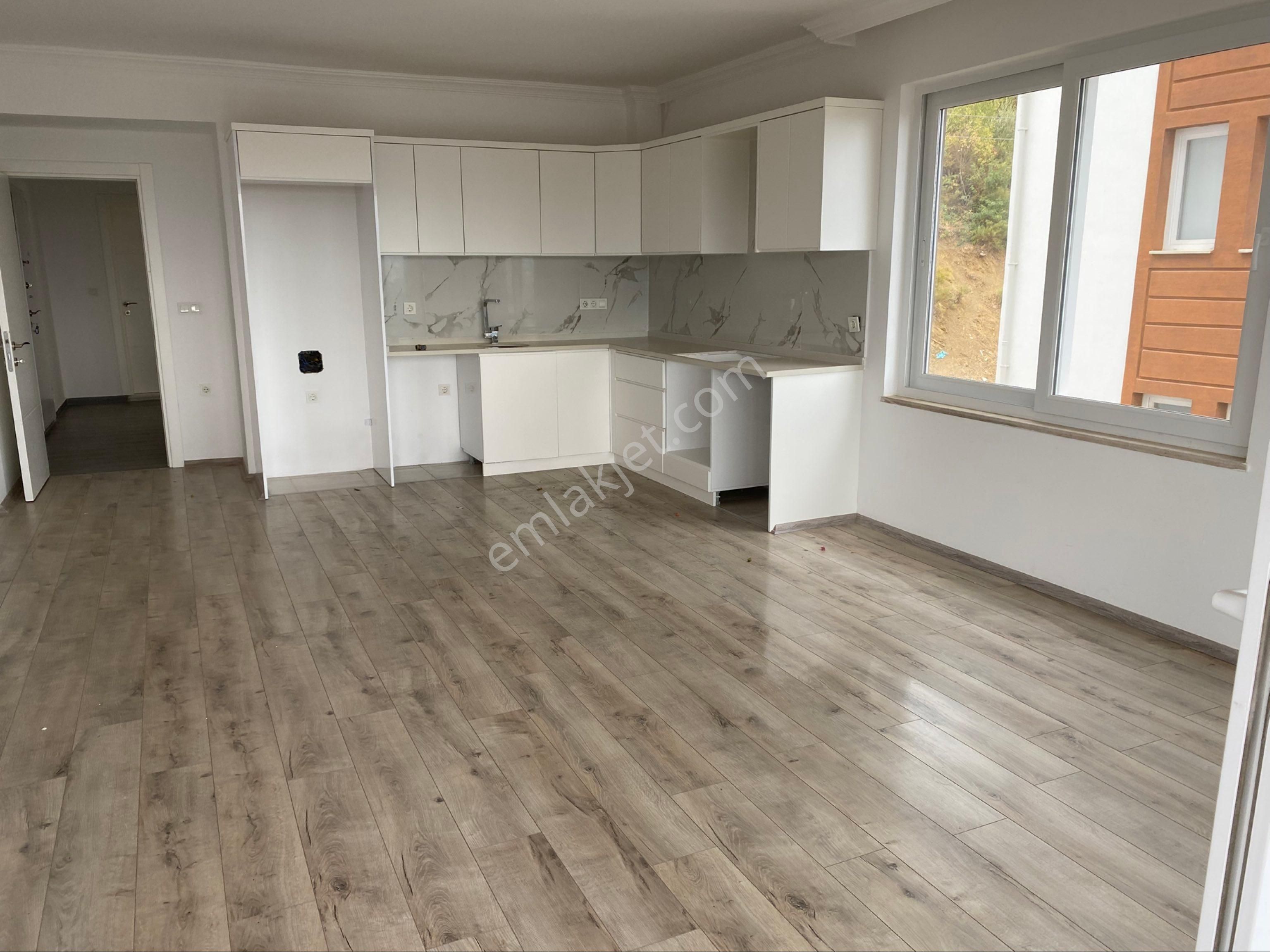 Fethiye’de Ara Kat Deniz Ve Şehir Manzaralı Geniş 2+1” - Görsel 17