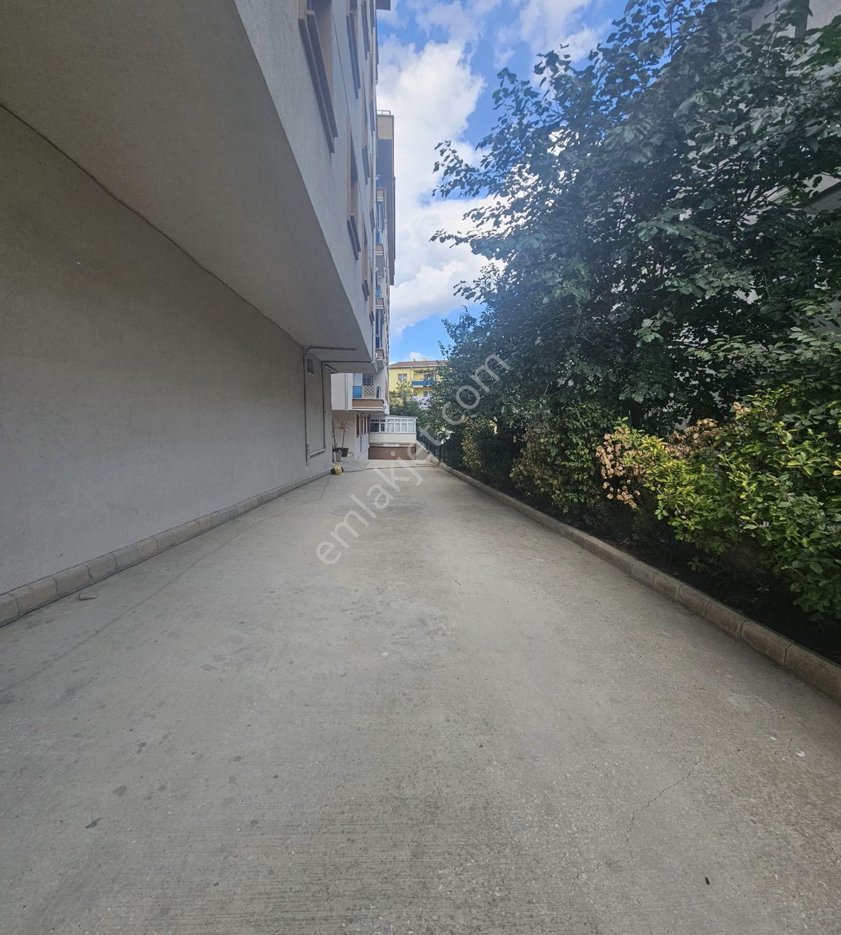 İstasyon Mah. İskanlı Asansörlü Ebeveyn Banyolu K. Otoparklı - Görsel 25