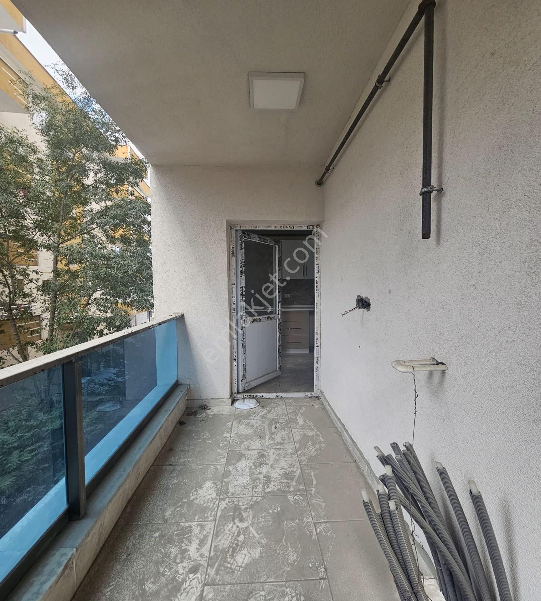 İstasyon Mah. İskanlı Asansörlü Ebeveyn Banyolu K. Otoparklı - Görsel 33