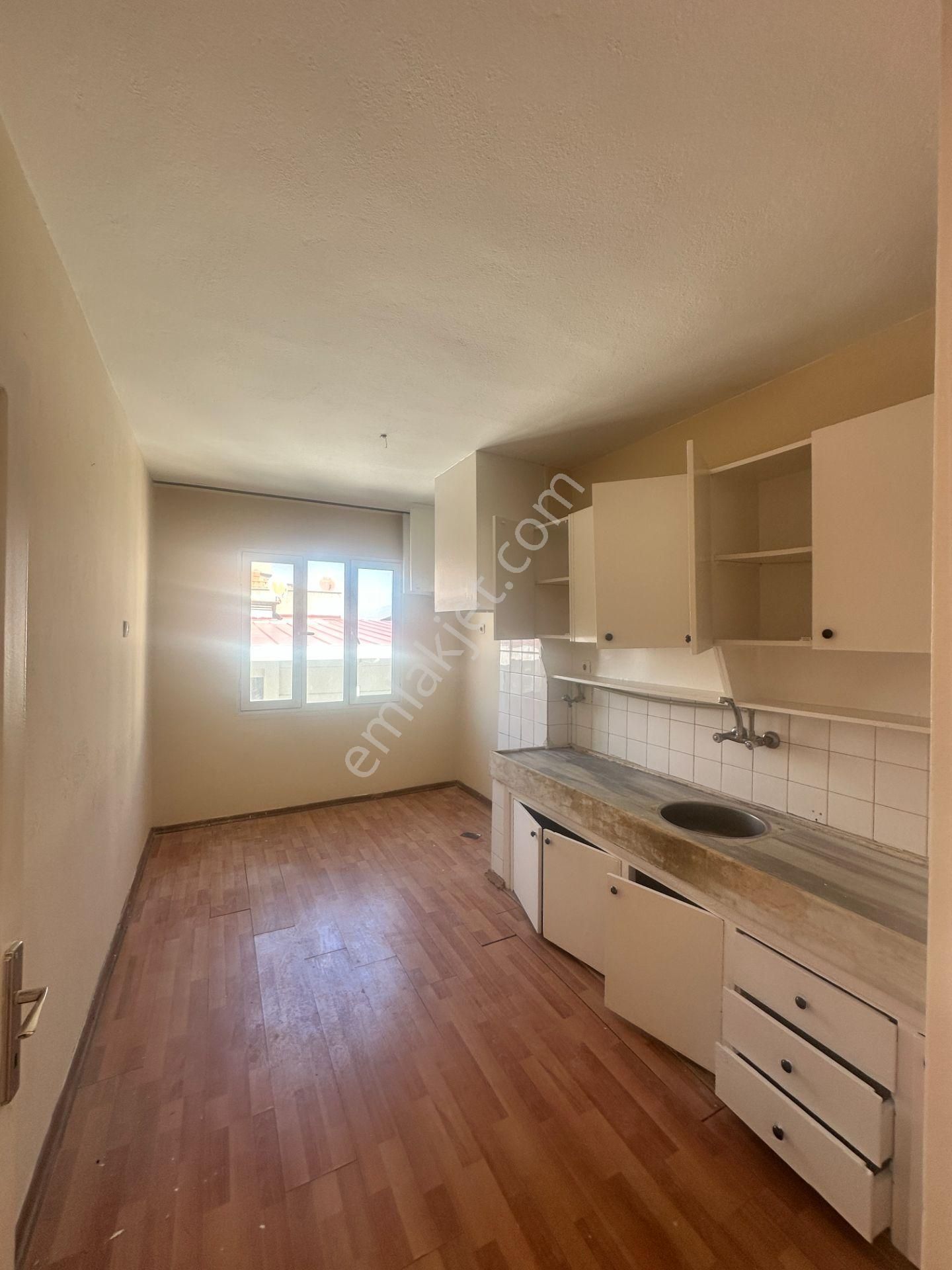 Çalışkan__dan Yunus Emre Mah. Cadde Üstü 2+1 Kiralık Daire. - Görsel 4