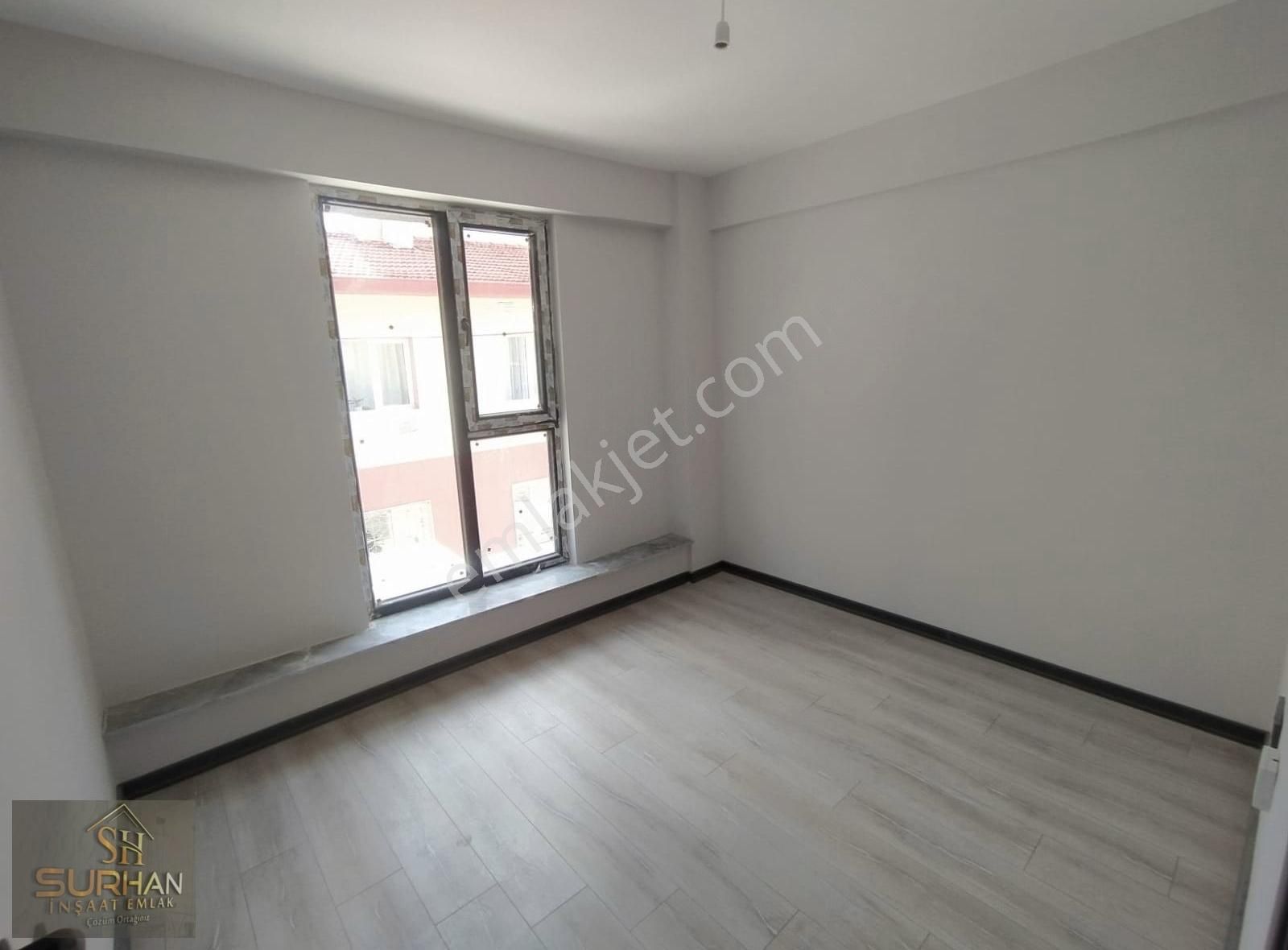 Sütlüce Mahallesi Yerden Isıtmalı Lüx 1+1