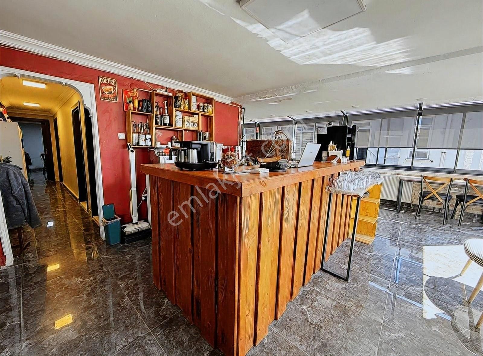 Fırsat!! Mülkiyet Ve İşi İle Birlikte Satılık Teraslı Cafe/bar - Görsel 28