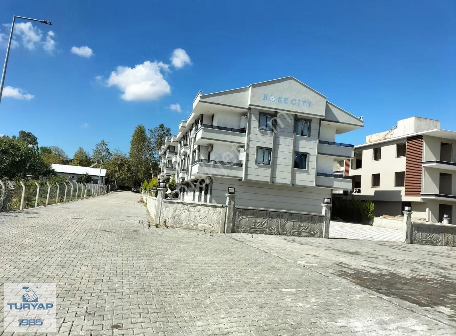 Yalova Kadıköy Tarihi Çınarlı Yola Cephe Satılık Daire - Görsel 22