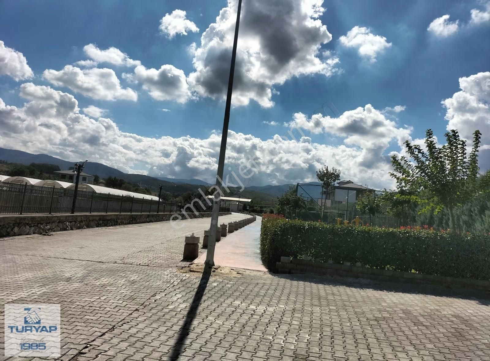 Yalova Kadıköy Tarihi Çınarlı Yola Cephe Satılık Daire - Görsel 18