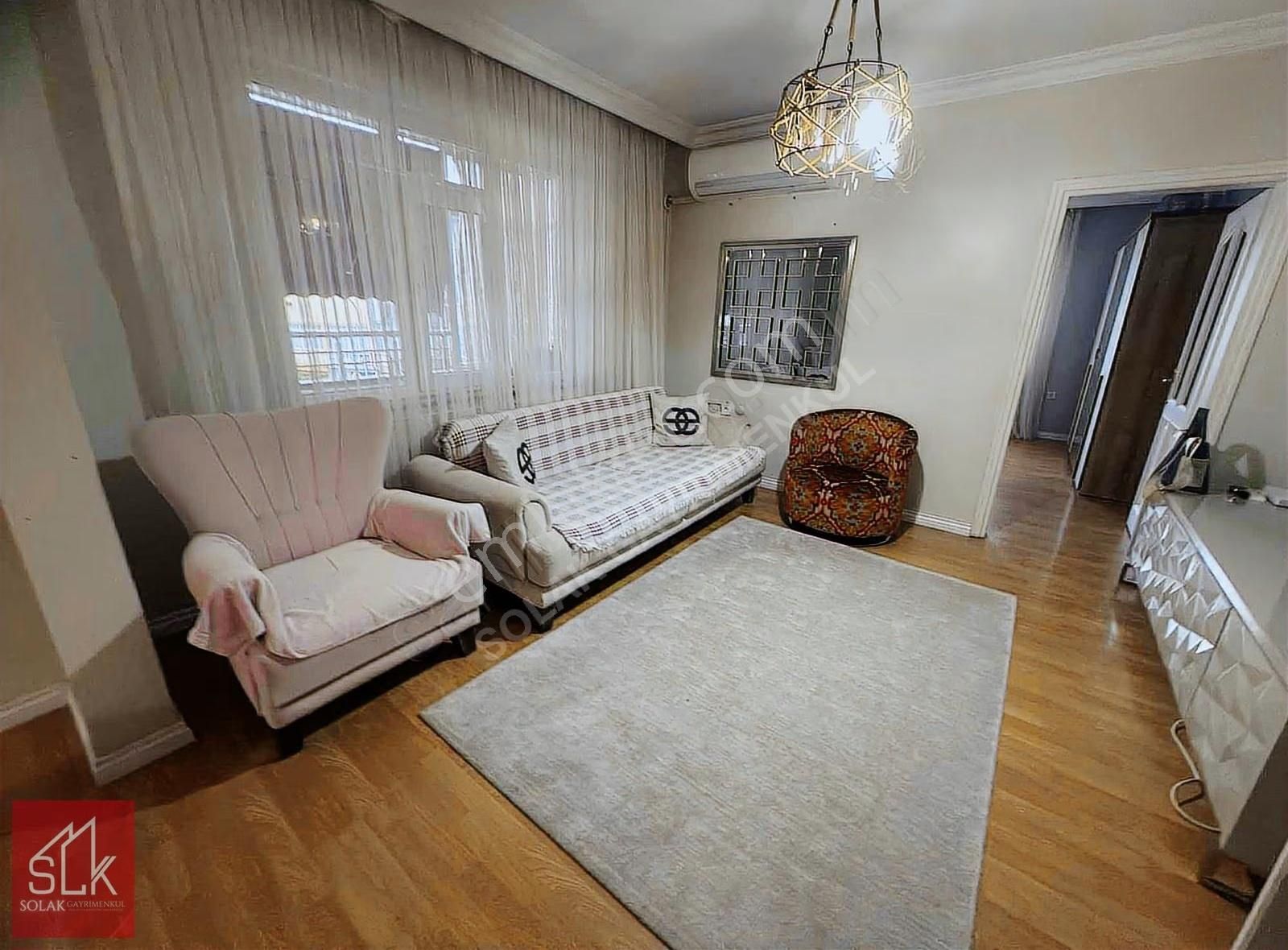 Cenk Atalay Solak'tan Metro Yakın Full Eşyalı Kiralık 2+1 Daire