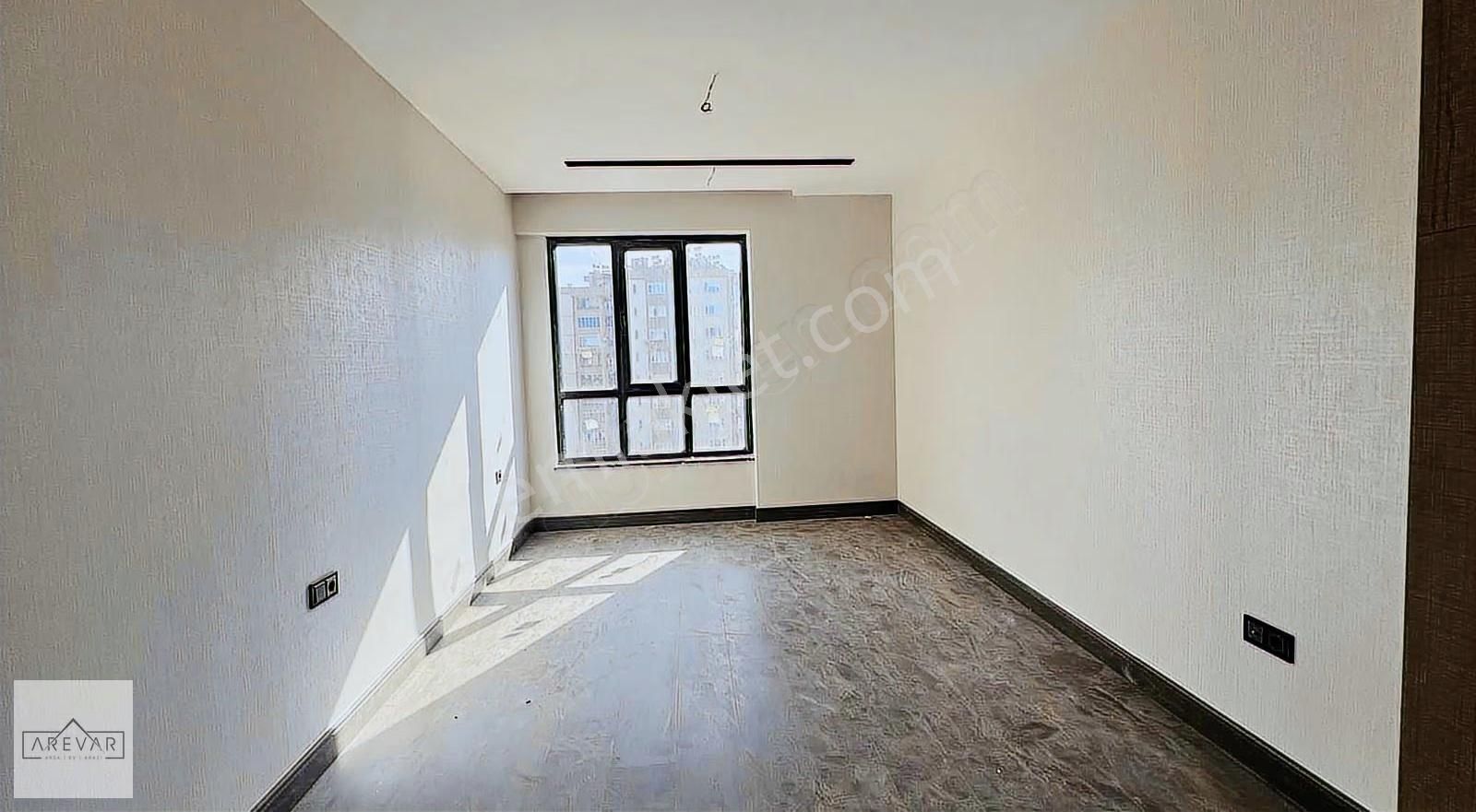 Arevar'dan Batıkent'te Ultra Lüx Cadde Üzeri Daire - Görsel 2