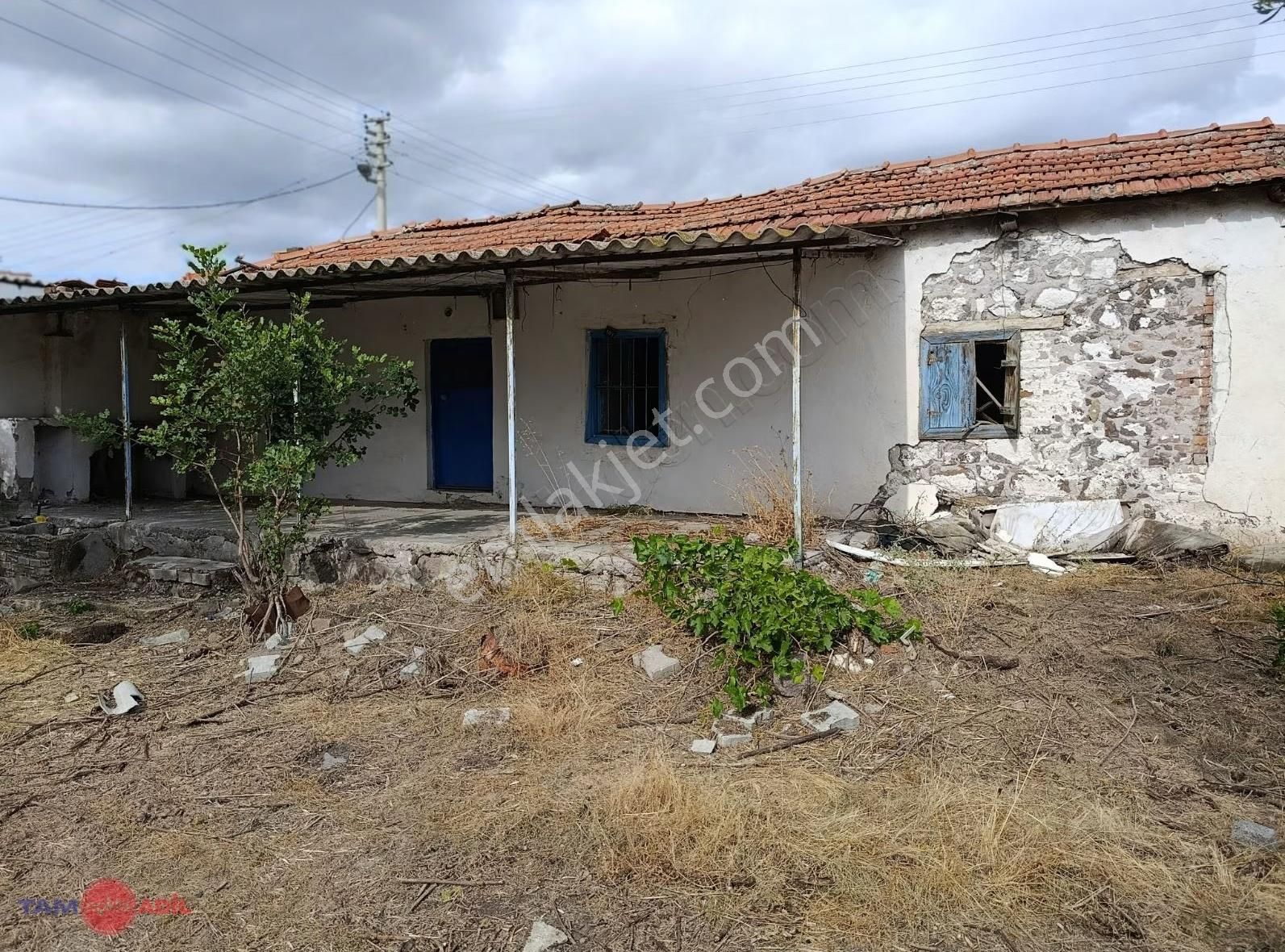 Dikili İslamlar Mah. Satılık Müstakil Ev - Görsel 9