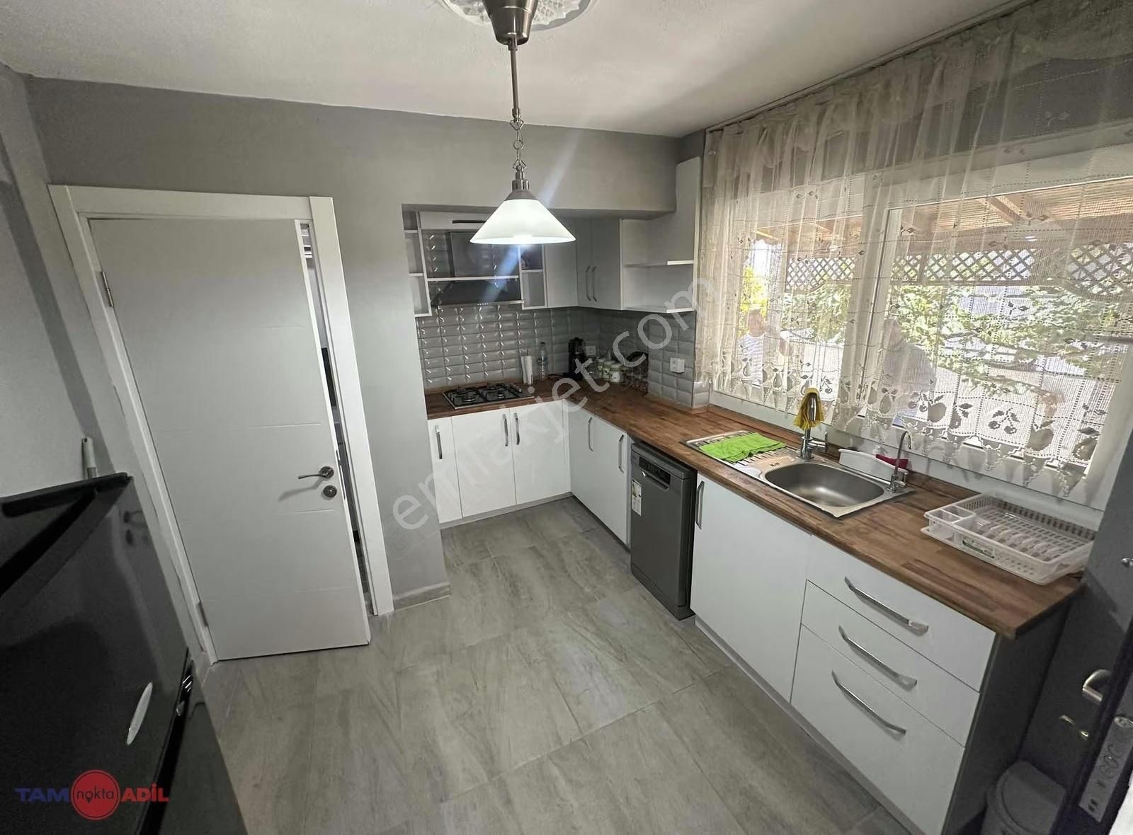 Dikili Cumhuriyet Mah. Denize 500 M Mesafede 3+1 Satılık Villa - Görsel 13