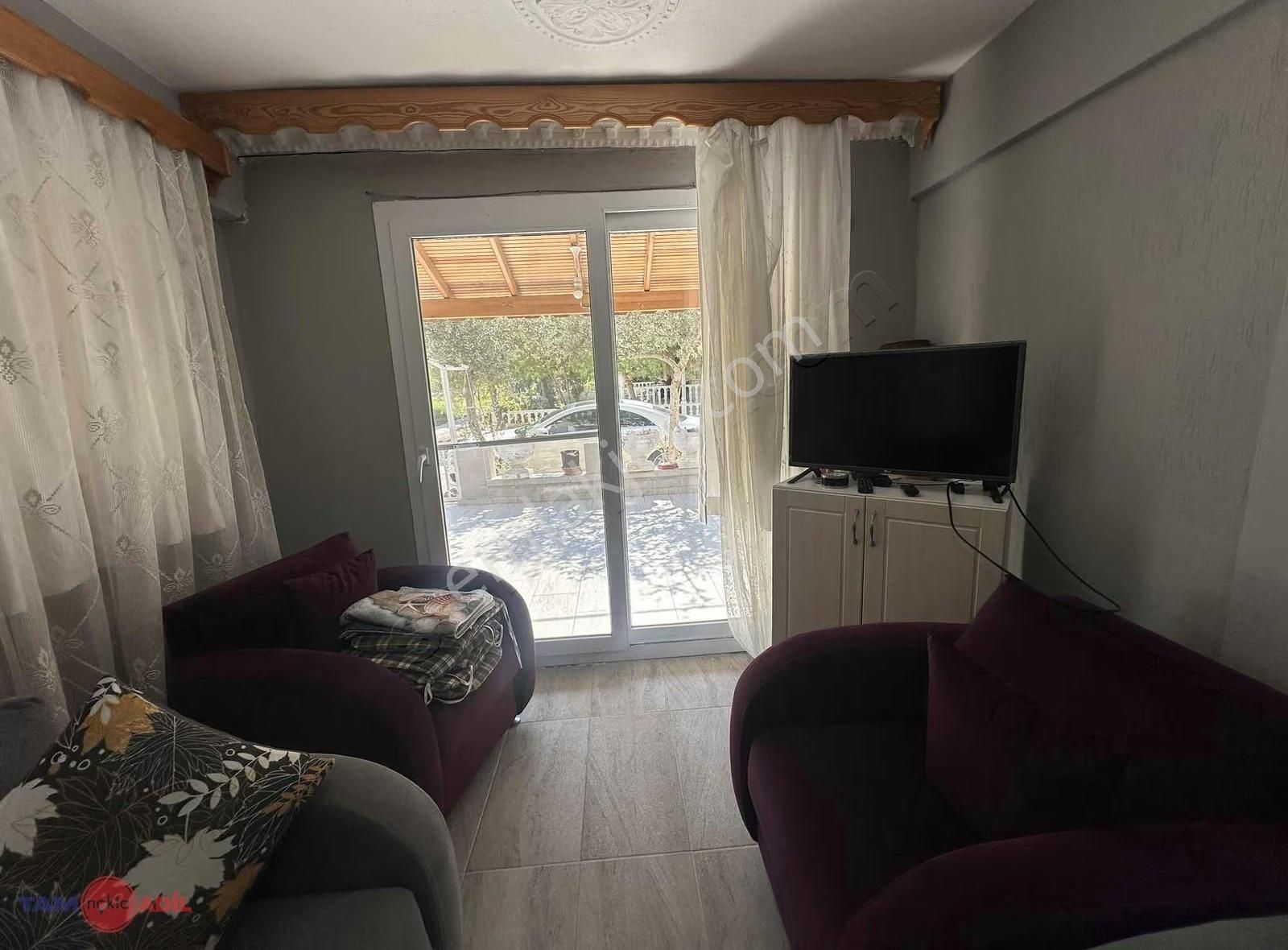 Dikili Cumhuriyet Mah. Denize 500 M Mesafede 3+1 Satılık Villa - Görsel 7