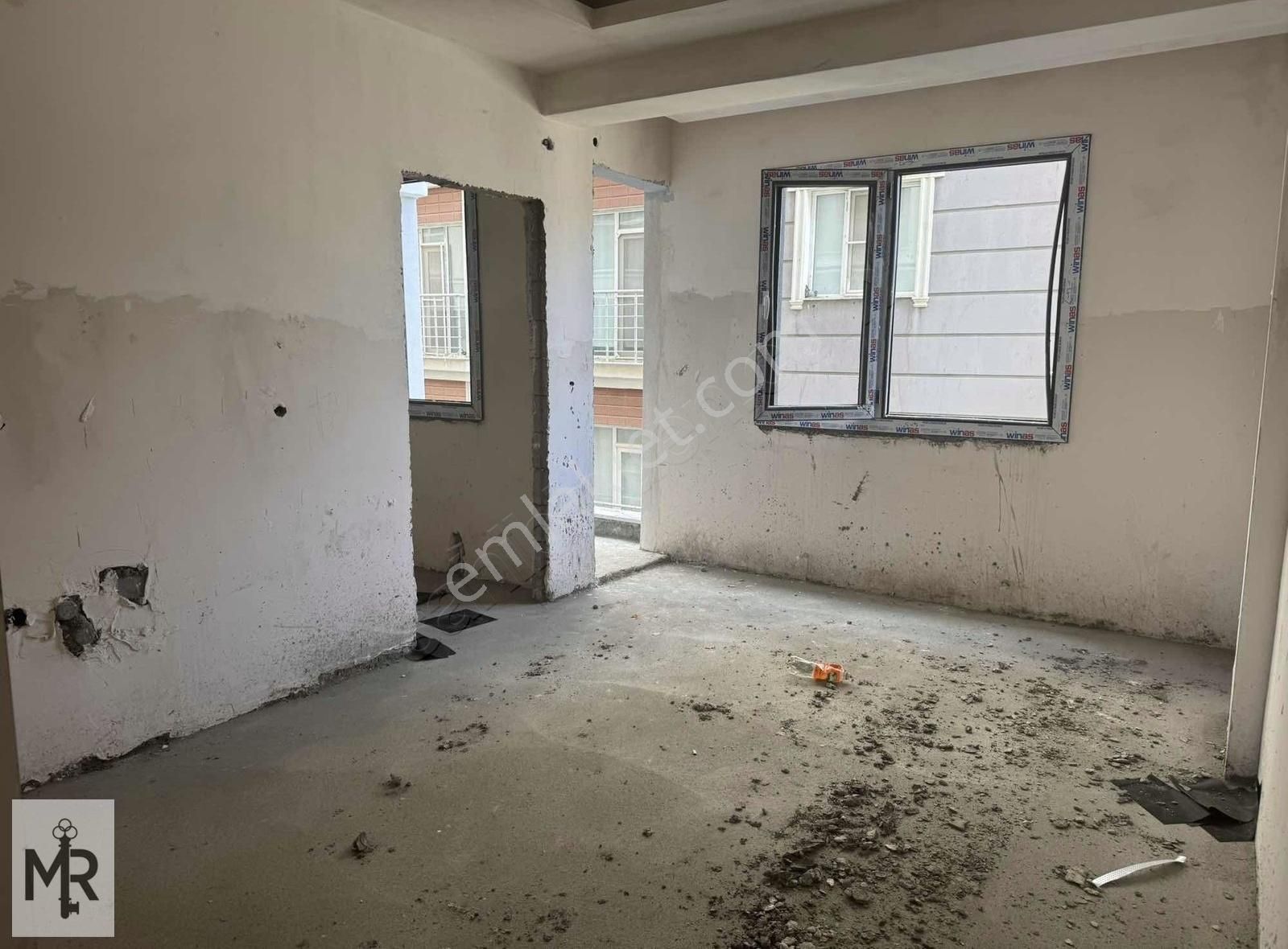 Mr Acabey Emlak'tan Uçar Kırtasiye Yani Satılık 1+1 Daireler - Görsel 6