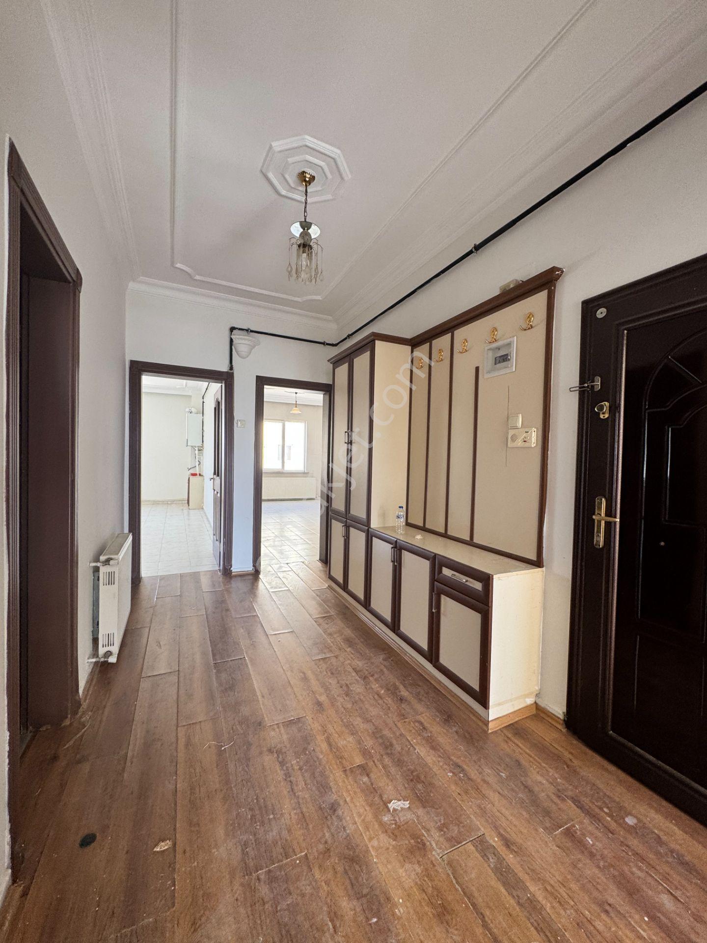 Babil Emlaktan Kiralık Beşevlerde Cadde Üzeri 3+1 Geniş Daire - Görsel 20