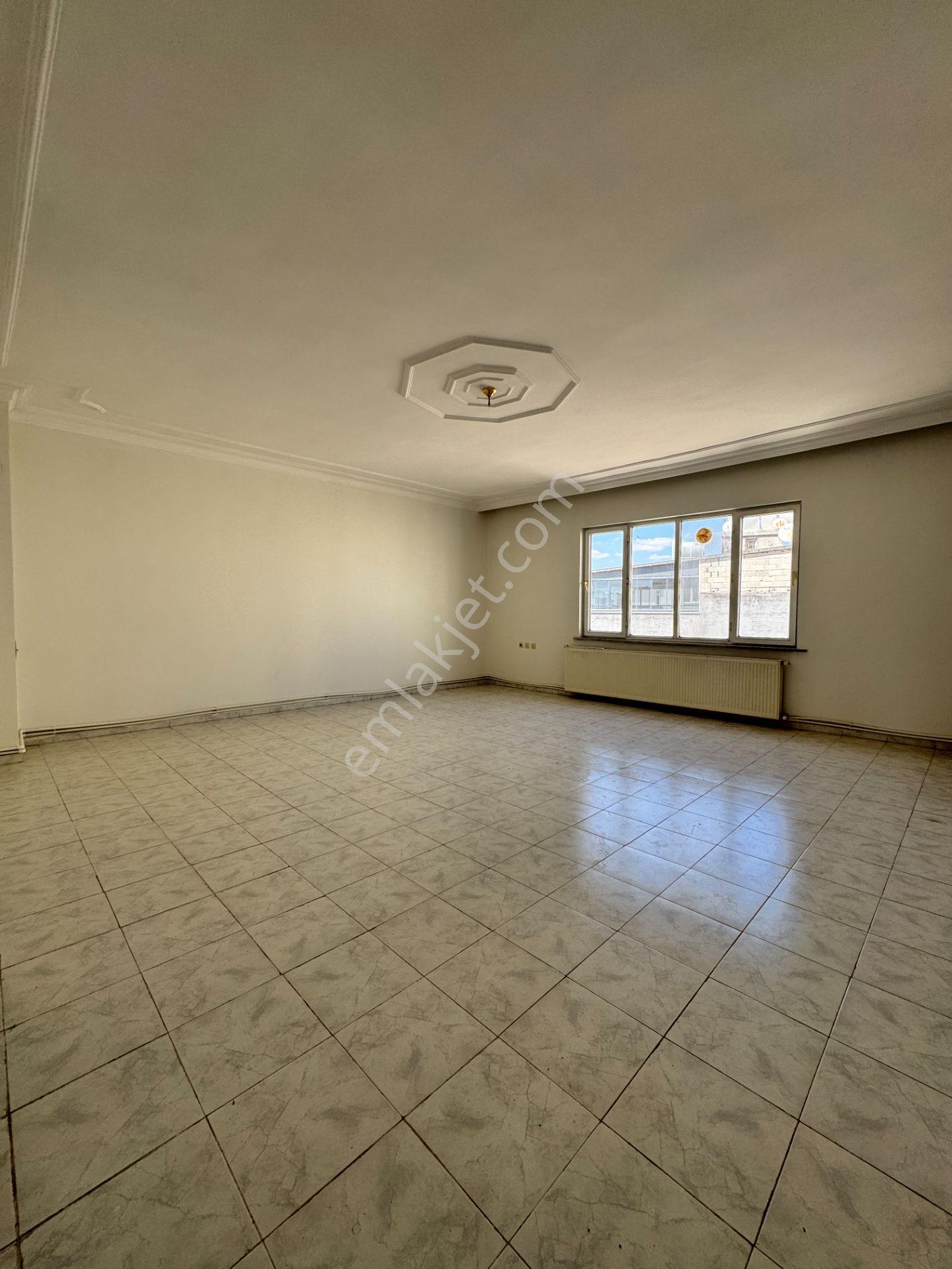 Babil Emlaktan Kiralık Beşevlerde Cadde Üzeri 3+1 Geniş Daire - Görsel 10