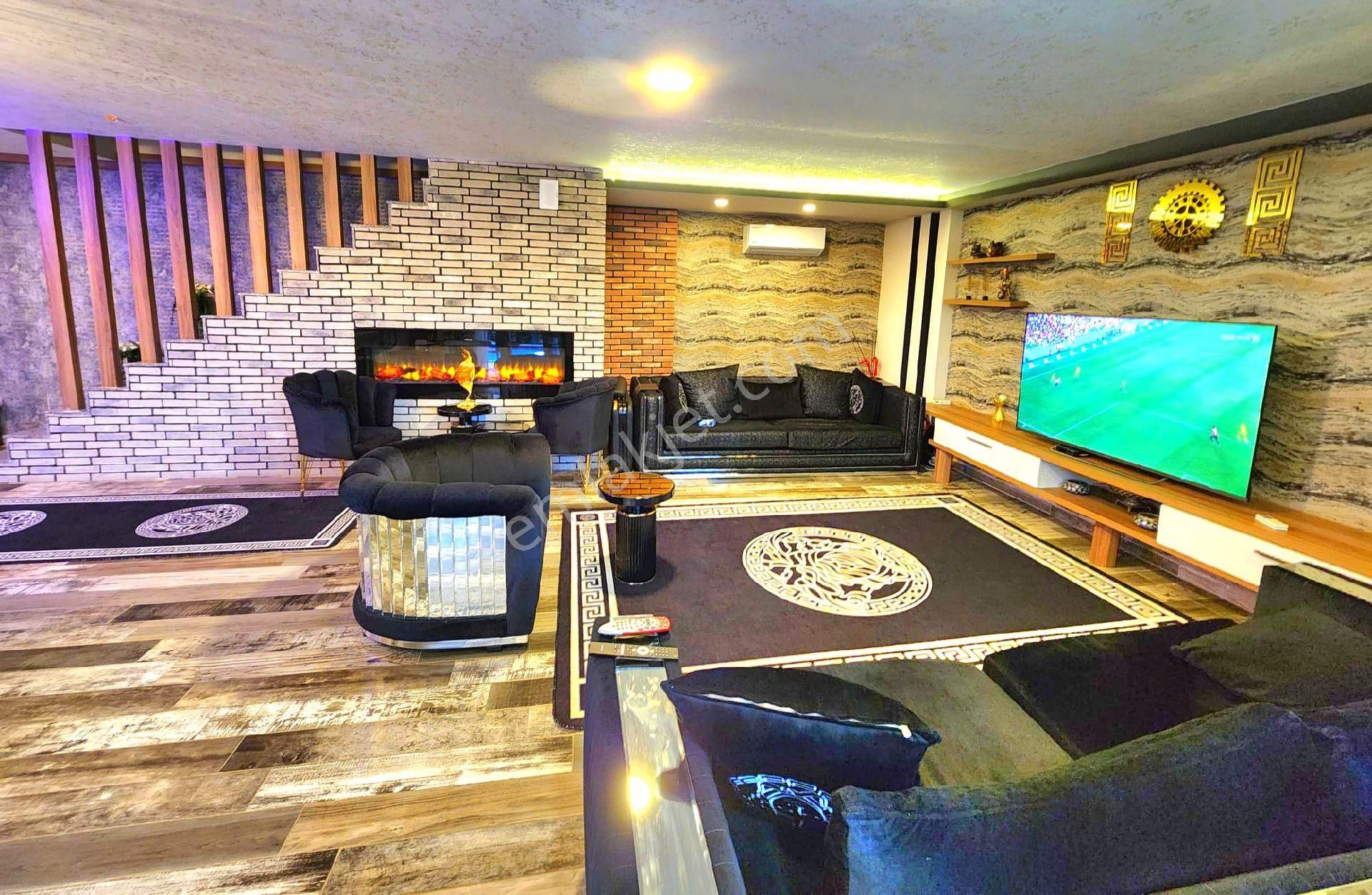 Kuşadasında Plaja Ve Büyük Avm'ye Yakın Özel Havuzlu Ful Eşyalı Tek Müstakil Bahçeli Villa - Görsel 20