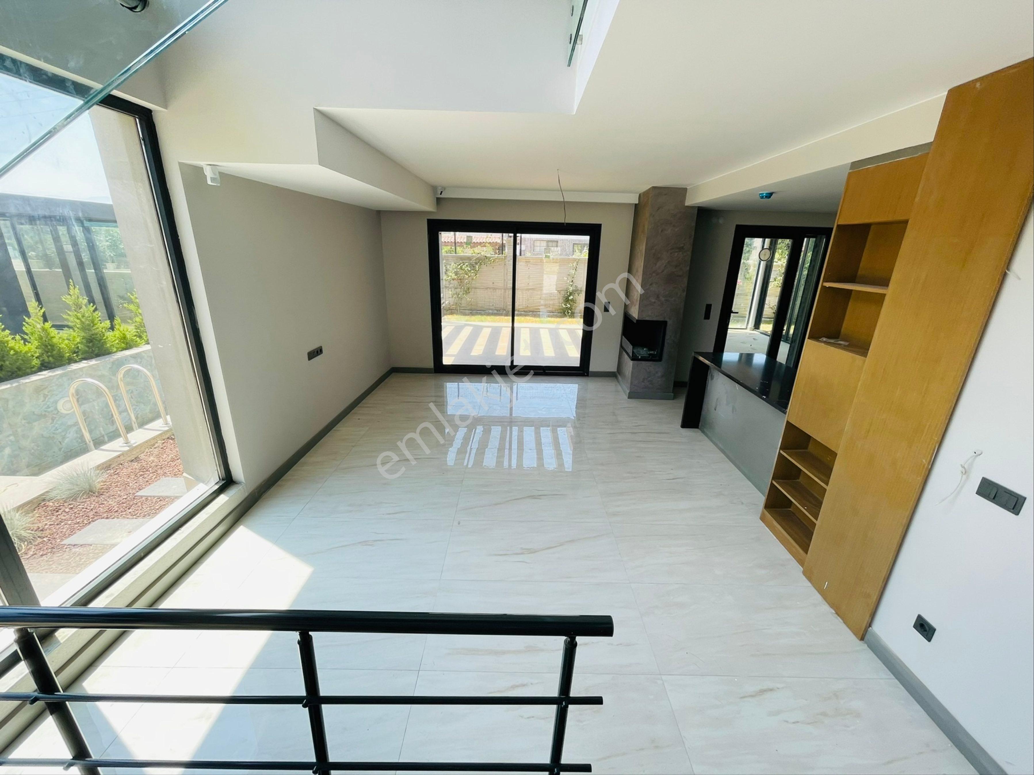 İstek Koleji Karşısı Tek Müstakil Özel Havuz’lu 5+2 Villa - Görsel 16