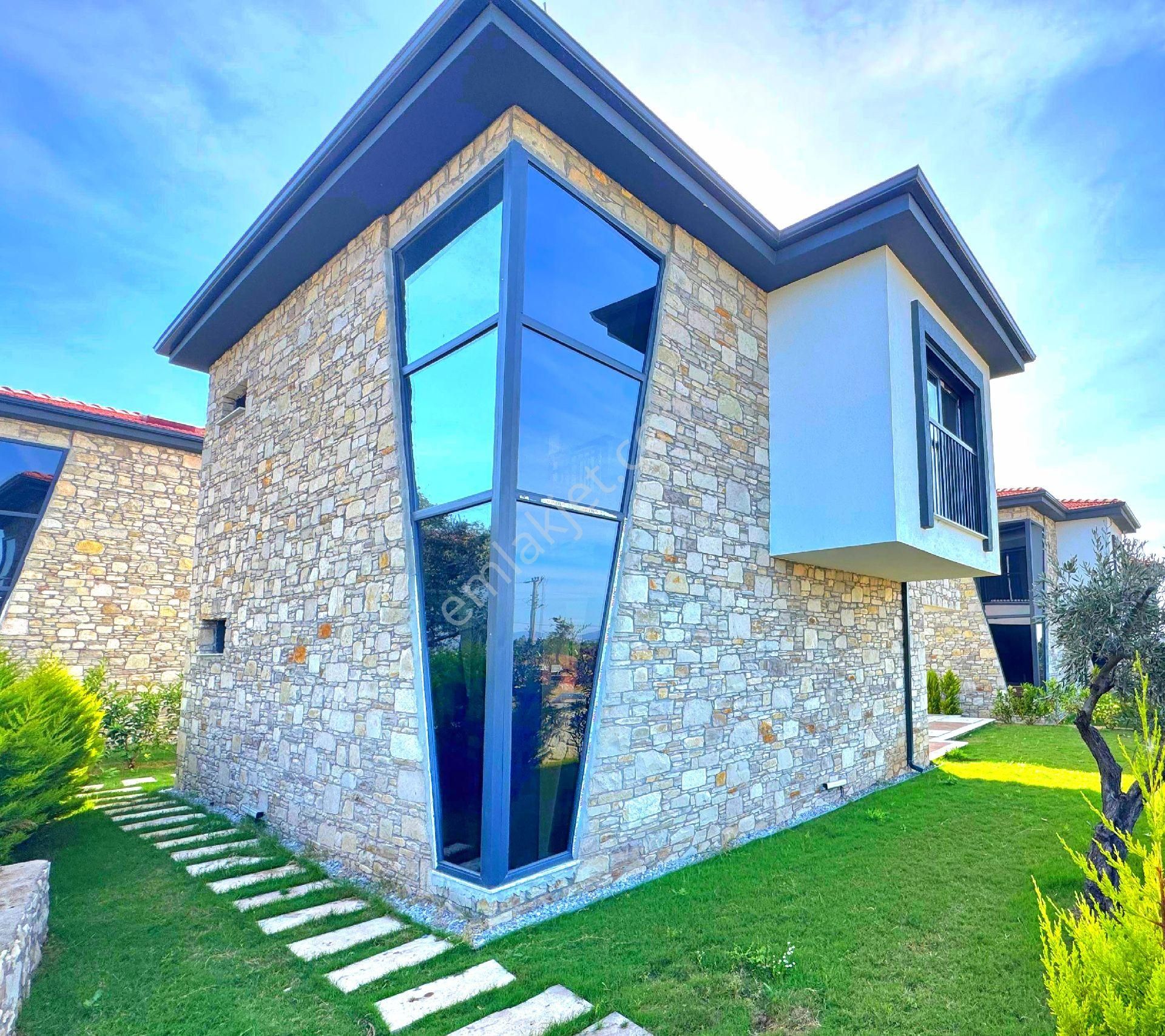 Davutlarda Özel Havuzlu Tek Müstakil Sıfır Villa - Görsel 6