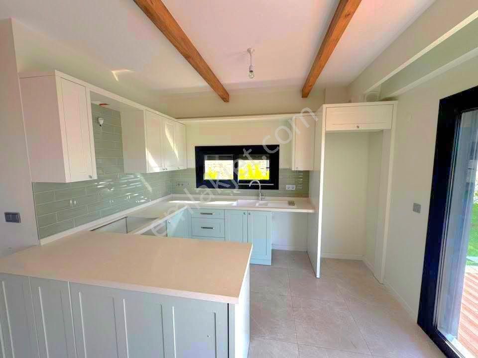 Davutlarda Özel Havuzlu Tek Müstakil Sıfır Villa - Görsel 35