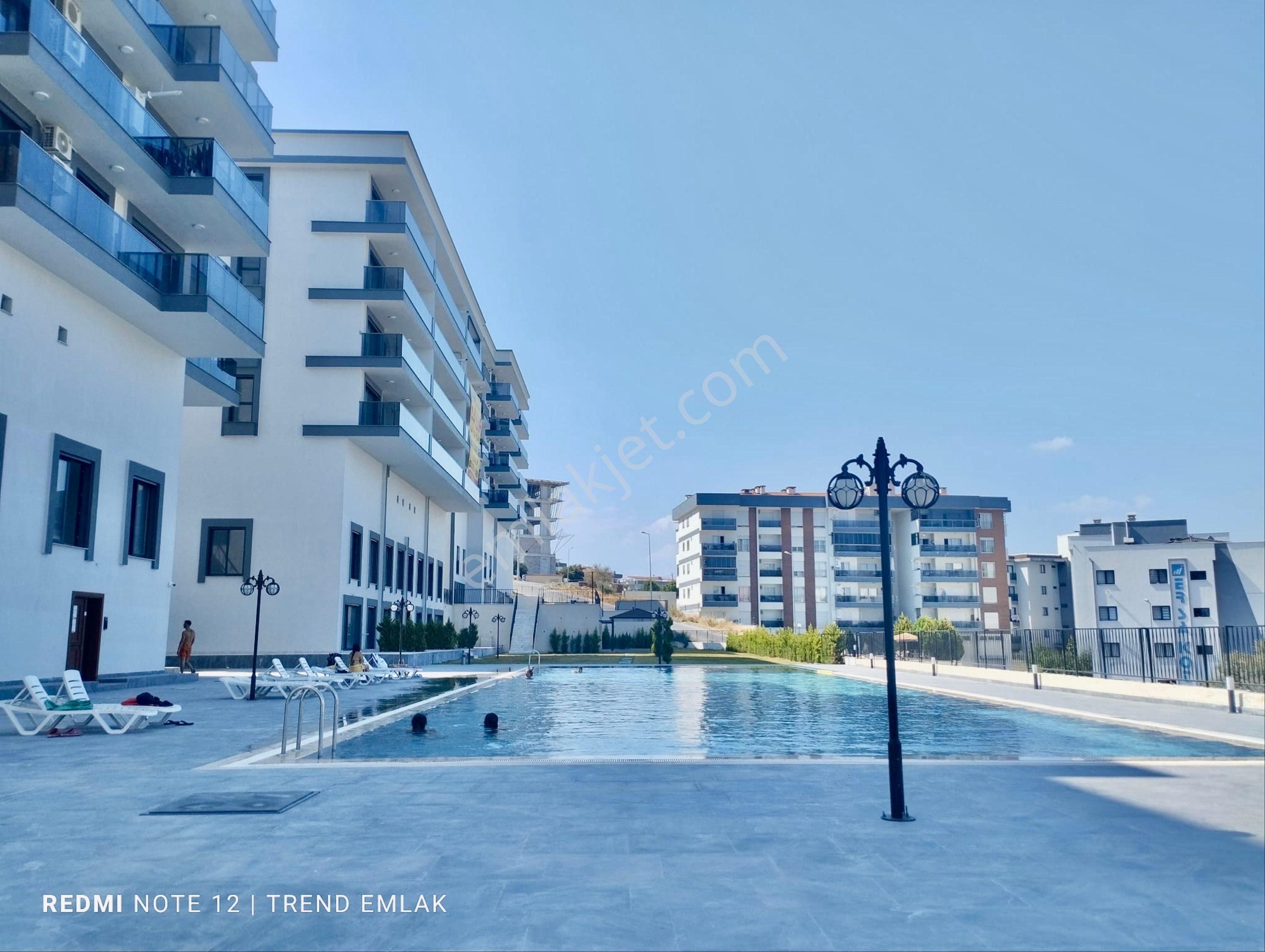 Şehir Merkezinde 2+1 Sıfır Arakat Havuz Manzaralı Daireler - Görsel 6