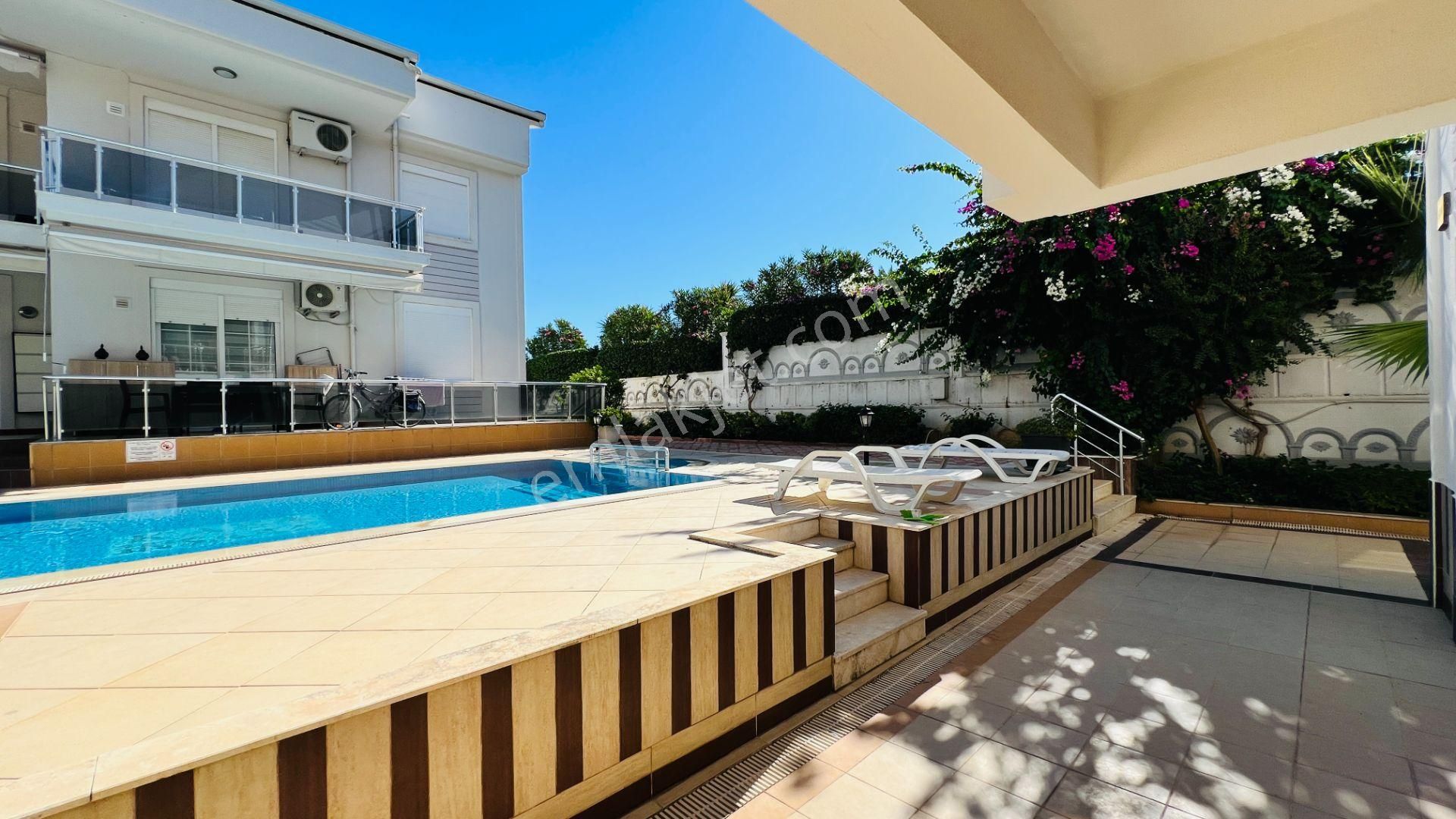 Kemer Merkezde Muhteşem Konumda Satılık 4+1 Dubleks Daire - Görsel 3