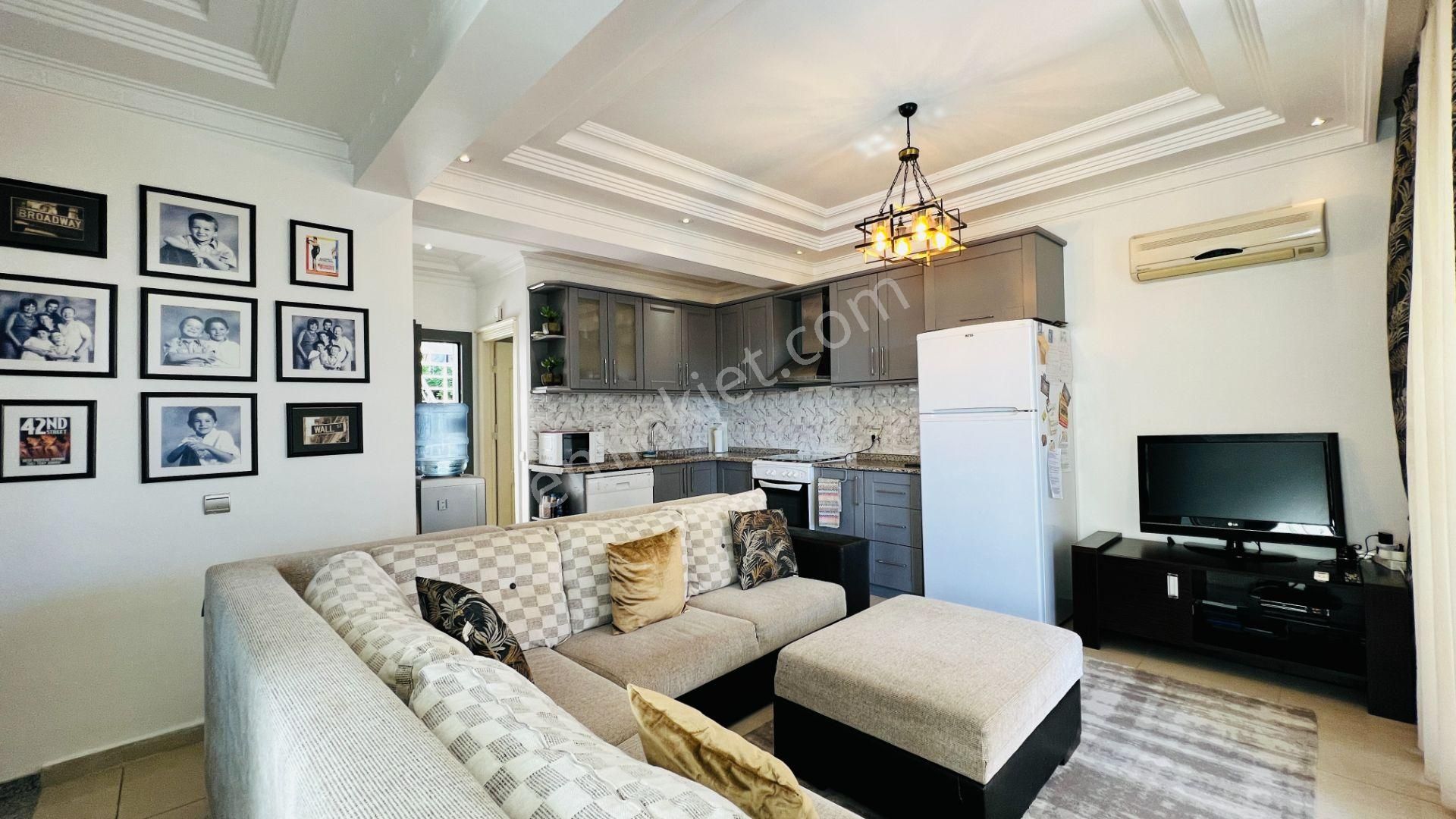 Kemer Merkezde Muhteşem Konumda Satılık 4+1 Dubleks Daire - Görsel 7