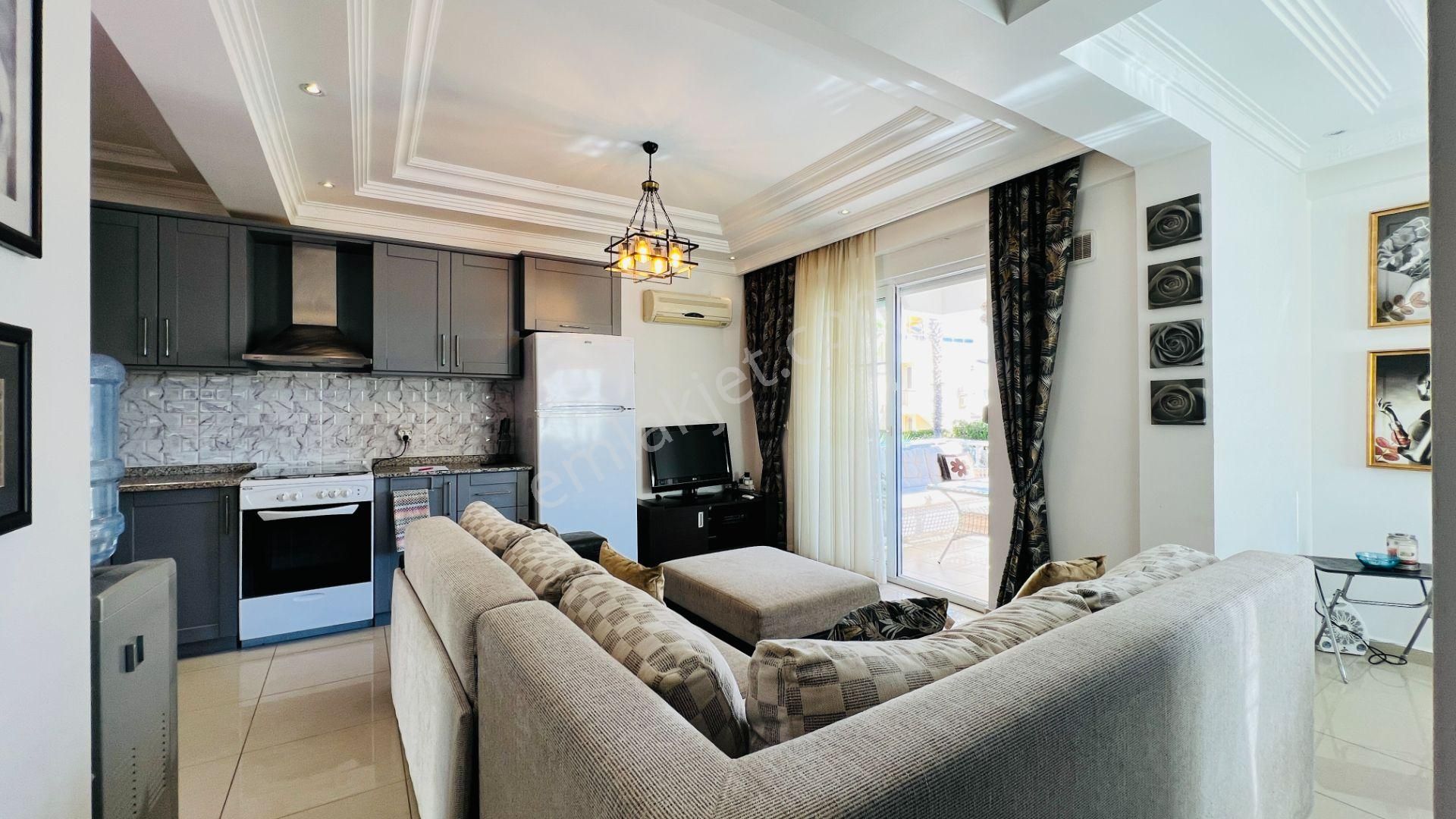 Kemer Merkezde Muhteşem Konumda Satılık 4+1 Dubleks Daire - Görsel 8