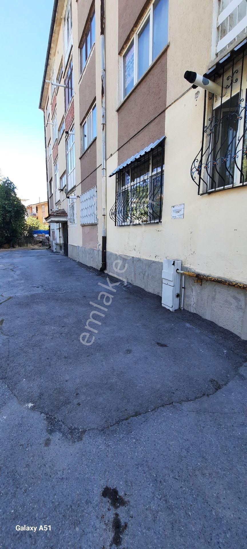 Kayseri Kocasinan Beşparmak Mh Satılık Daire.3 Oda Kombili