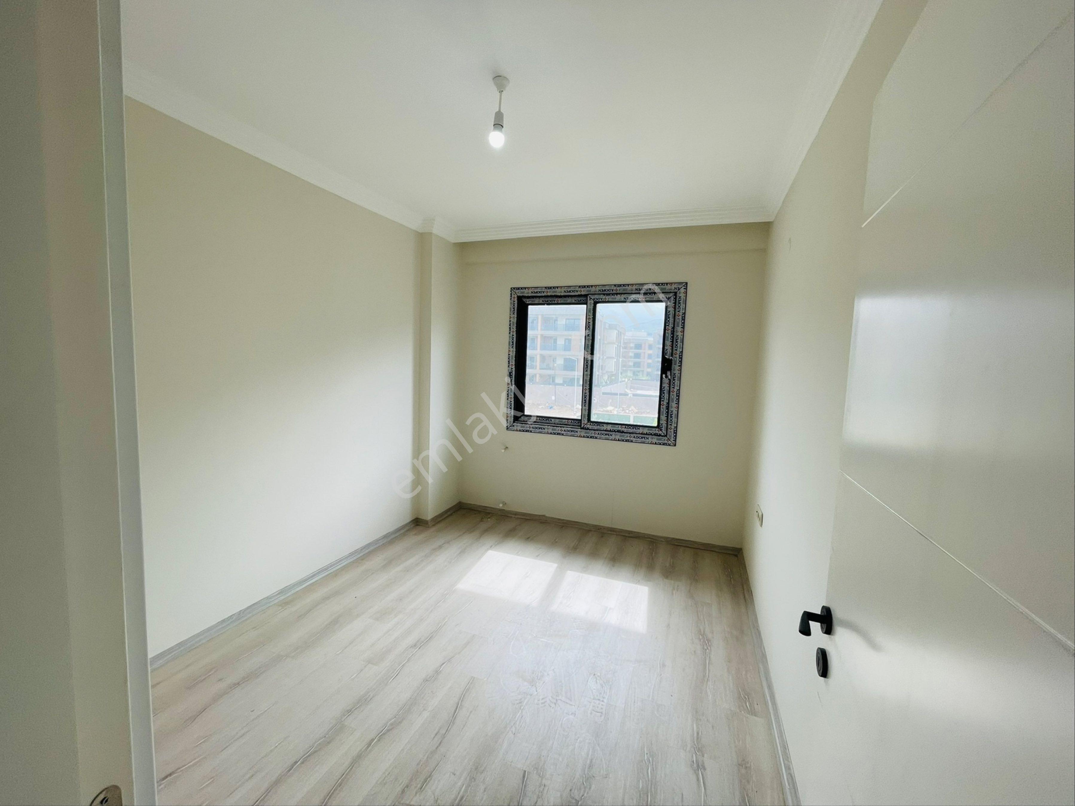 Davutlar Merkezde Havuzlu Sitede Geniş 2+1 Daire - Görsel 18