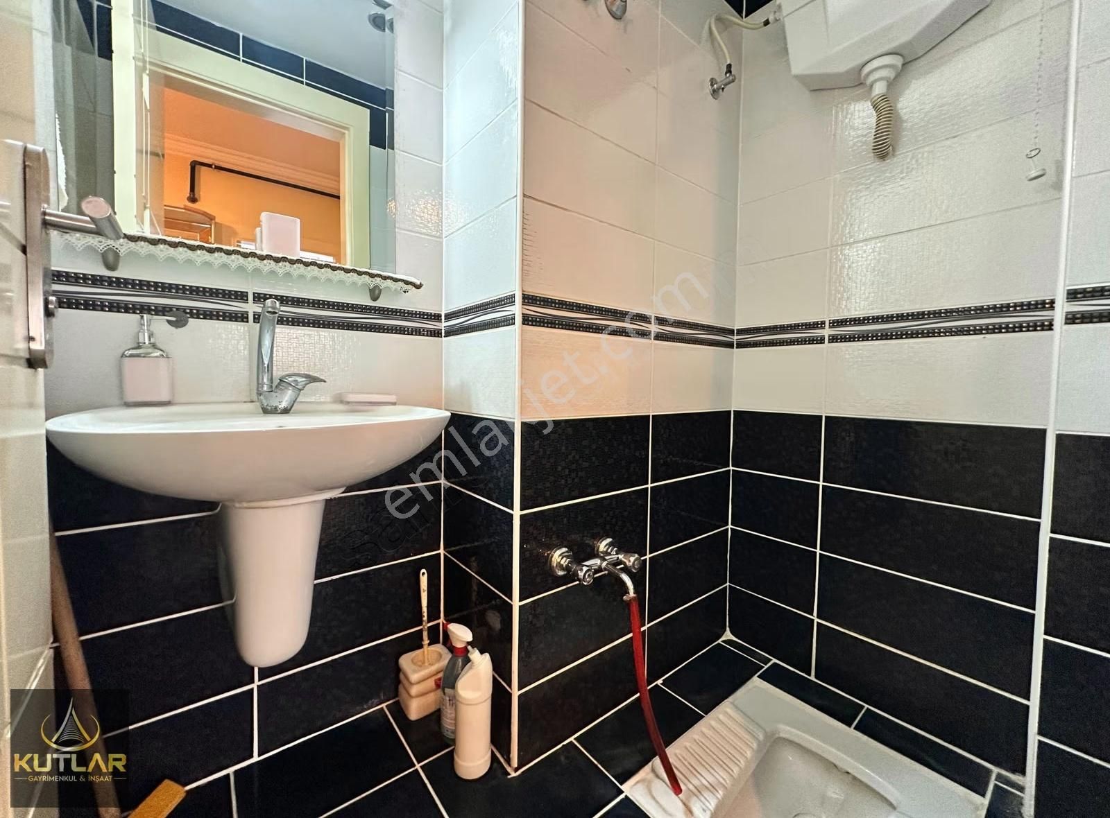 Kutlar'dan Sarıgüllük Botanik Bahçesi Karşısı Satılık 3+1 Daire. - Görsel 14