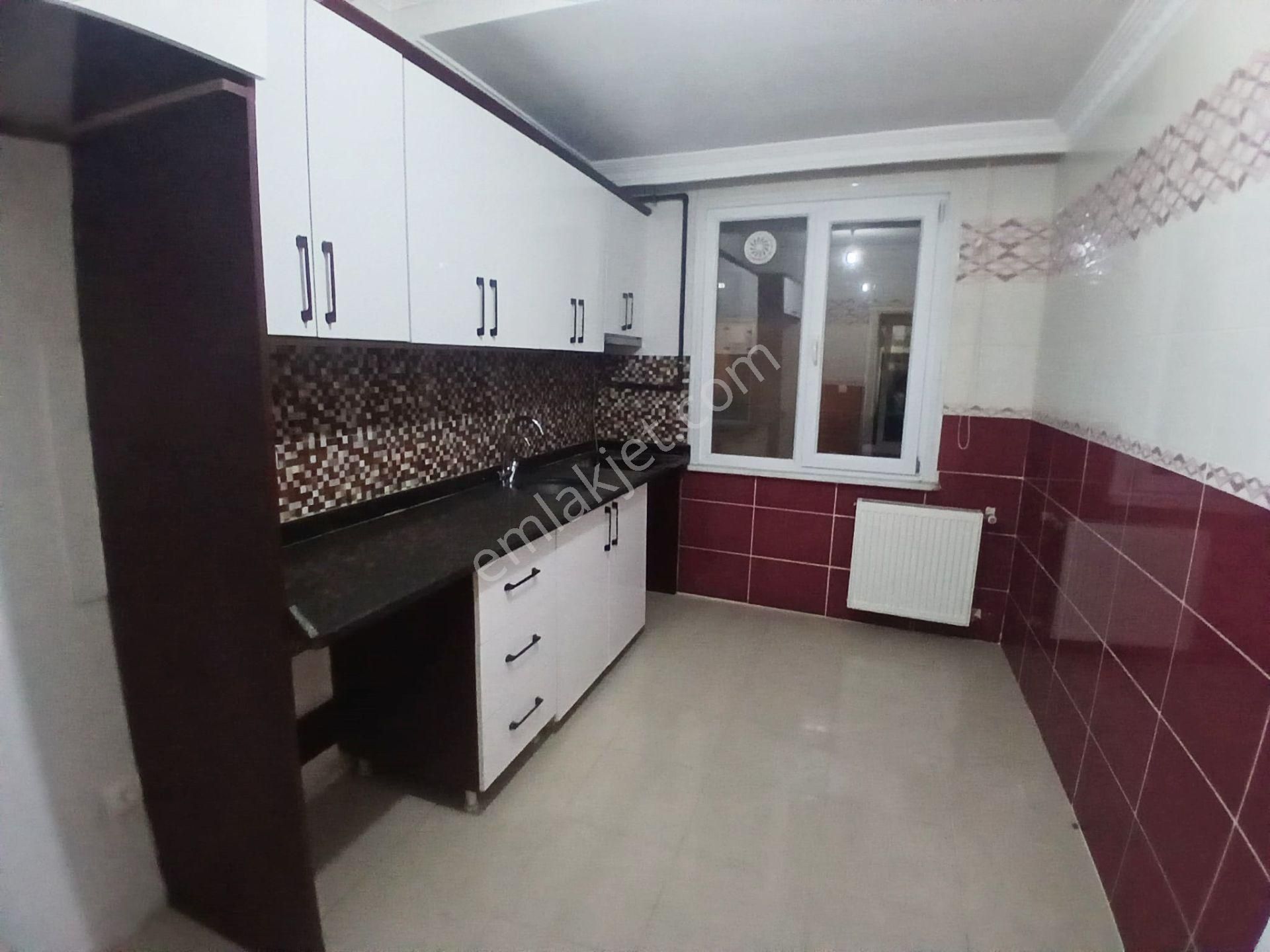 Kaçmaz Fiyata Metrobüse Yürüme Mesafesin De 3+1 Satılık Daire