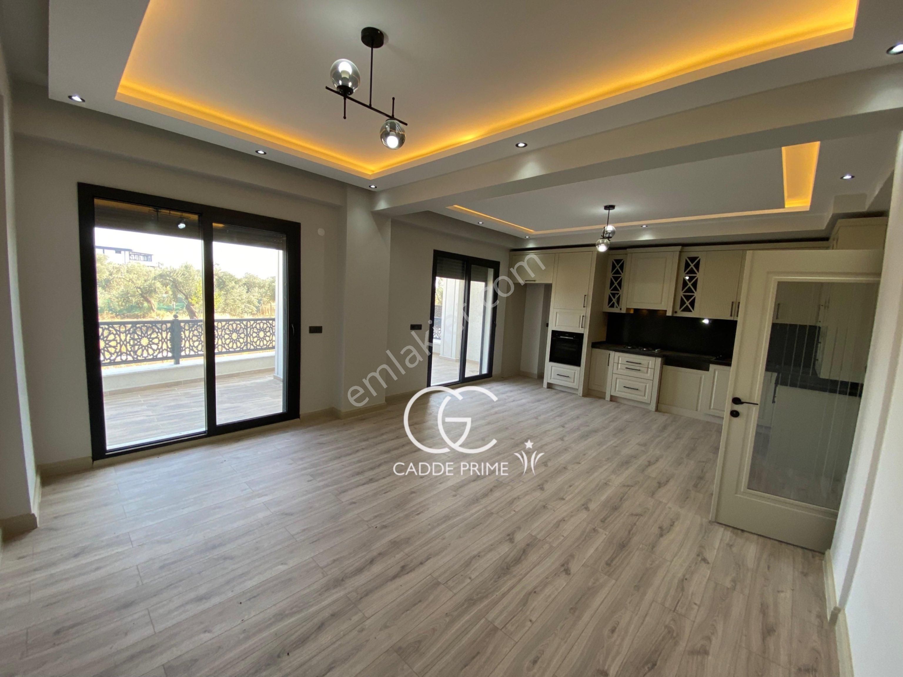 Cadde'den Zeytinli'de Bahçeli Sıfır 4+1 Lüx Tasarım Villa - Görsel 14