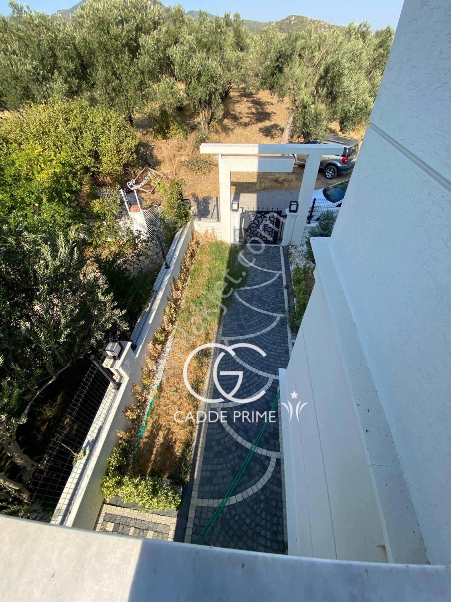 Cadde'den Zeytinli'de Bahçeli Sıfır 4+1 Lüx Tasarım Villa - Görsel 12