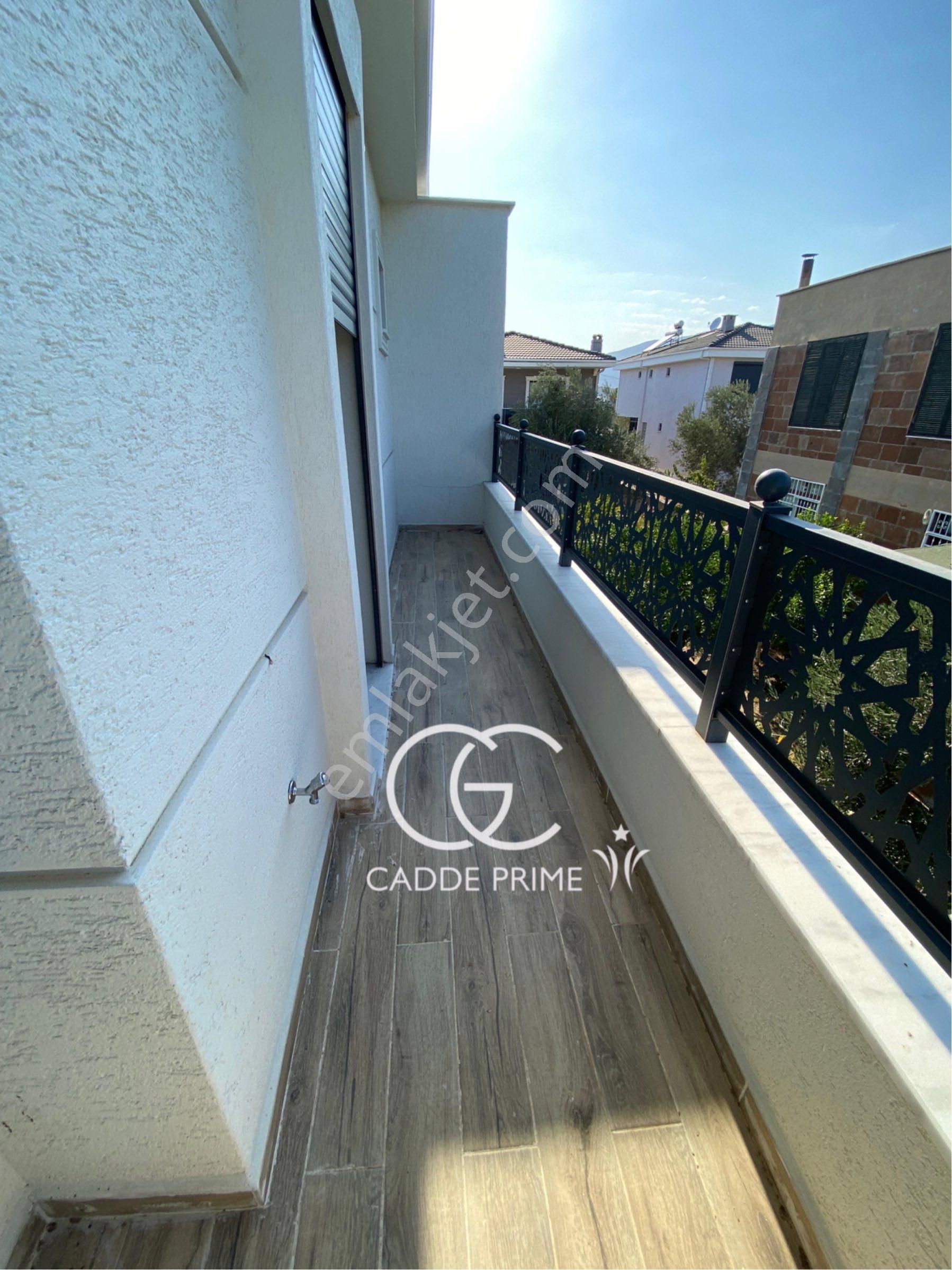 Cadde'den Zeytinli'de Bahçeli Sıfır 4+1 Lüx Tasarım Villa - Görsel 13