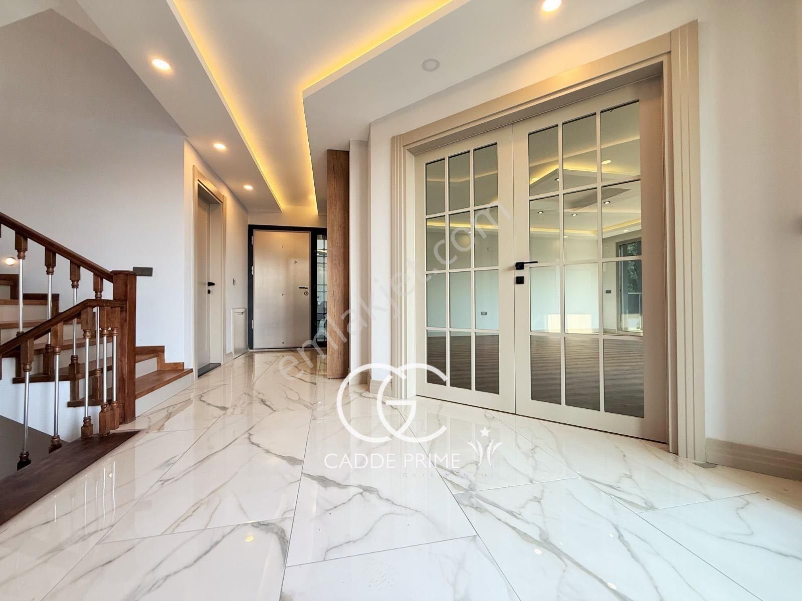 Yetki Cadde'den Havuzlu Deniz Ve Dağ Manzaralı Akıllı Villa - Görsel 15