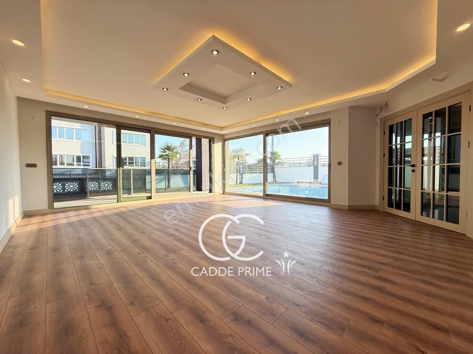 Yetki Cadde'den Havuzlu Deniz Ve Dağ Manzaralı Akıllı Villa - Görsel 2