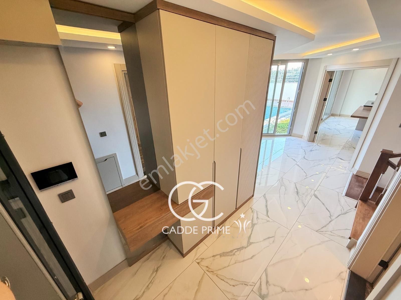 Yetki Cadde'den Havuzlu Deniz Ve Dağ Manzaralı Akıllı Villa - Görsel 4