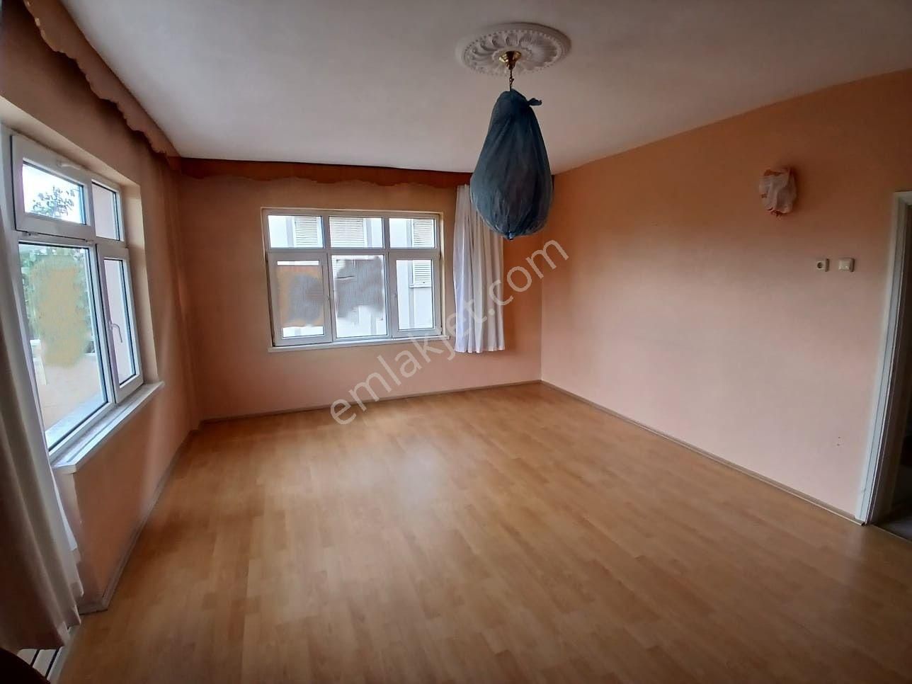 Akçay Emlak'tan Akşehir Altunkalem Mahallesinde Ara Kat Satılık Geniş 2+1 Daire - Görsel 5