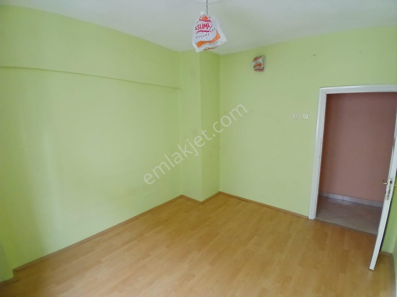 Akçay Emlak'tan Akşehir Altunkalem Mahallesinde Ara Kat Satılık Geniş 2+1 Daire - Görsel 14