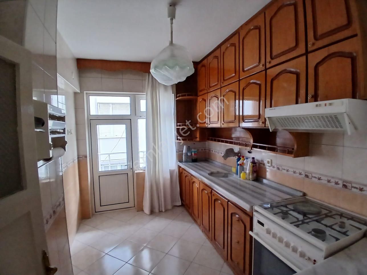 Akçay Emlak'tan Akşehir Altunkalem Mahallesinde Ara Kat Satılık Geniş 2+1 Daire - Görsel 4