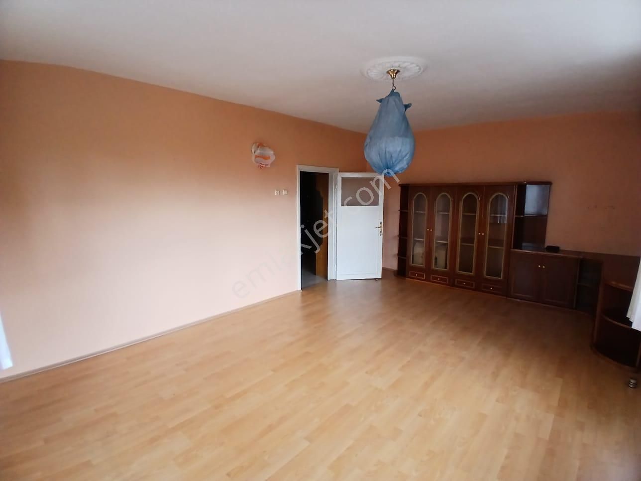 Akçay Emlak'tan Akşehir Altunkalem Mahallesinde Ara Kat Satılık Geniş 2+1 Daire - Görsel 7