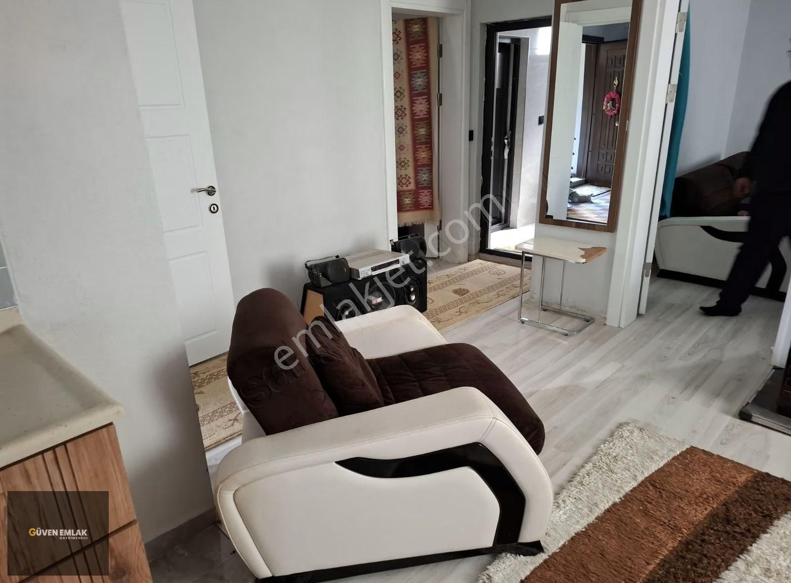 İznik Güven Emlaktan Daire Fiyatına İki Katlı Müstakil Ev. - Görsel 17