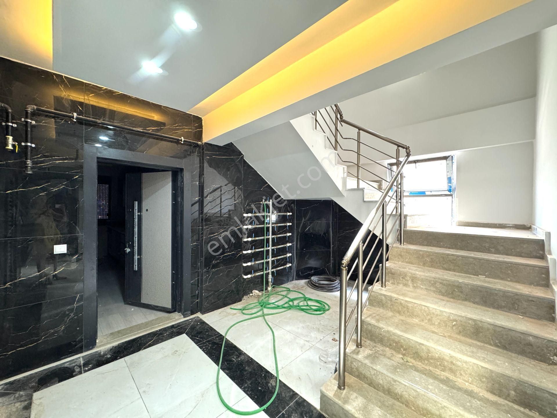 Güvenlik Mahallesinde 1+1 Geniş Kullanışlı Satılık Daire - Görsel 9