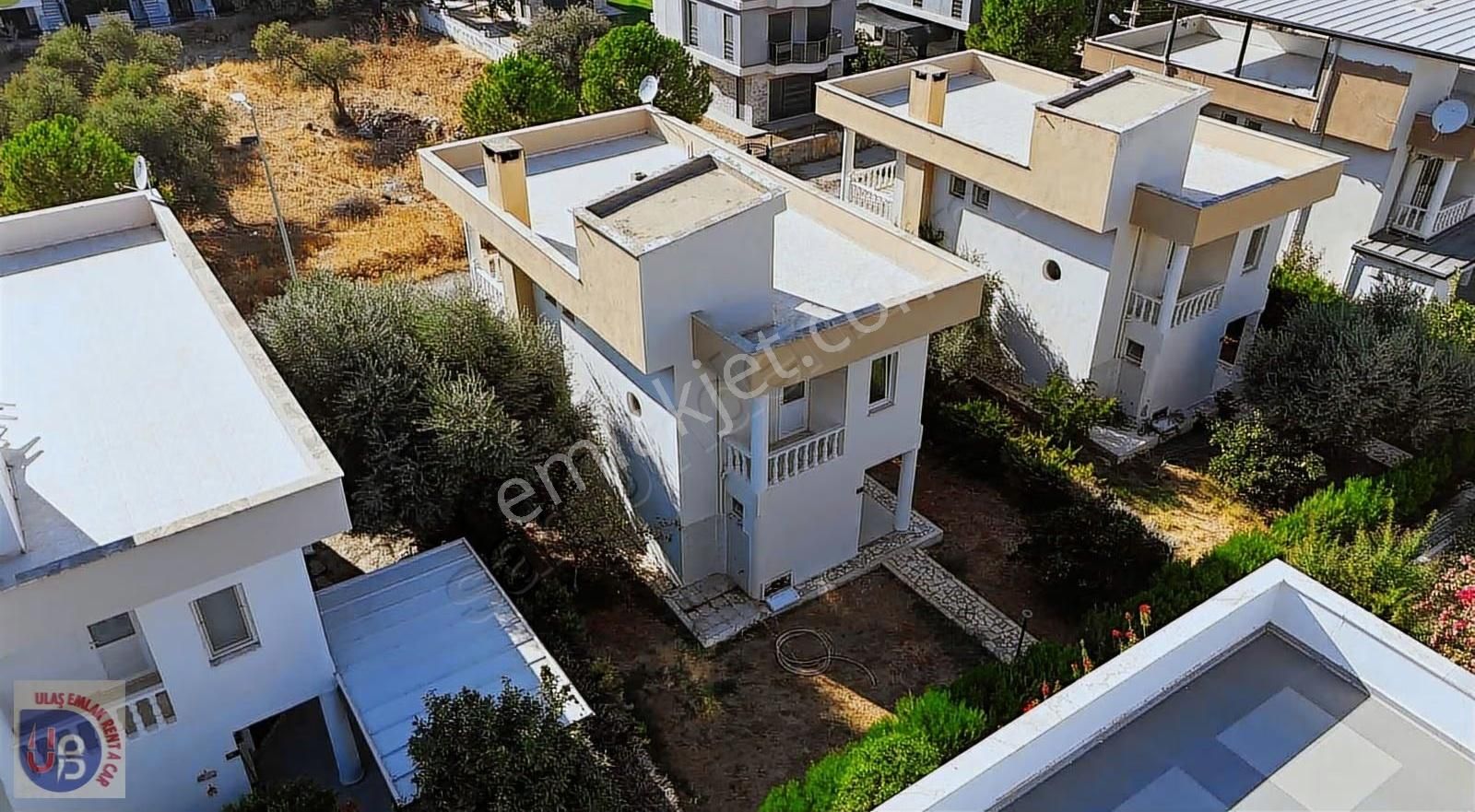 Akbük Merkezde Müstakil Site İçerisi Havuzlu Villa Fırsatı - Görsel 11