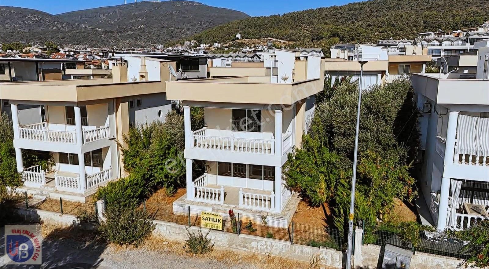 Akbük Merkezde Müstakil Site İçerisi Havuzlu Villa Fırsatı - Görsel 14