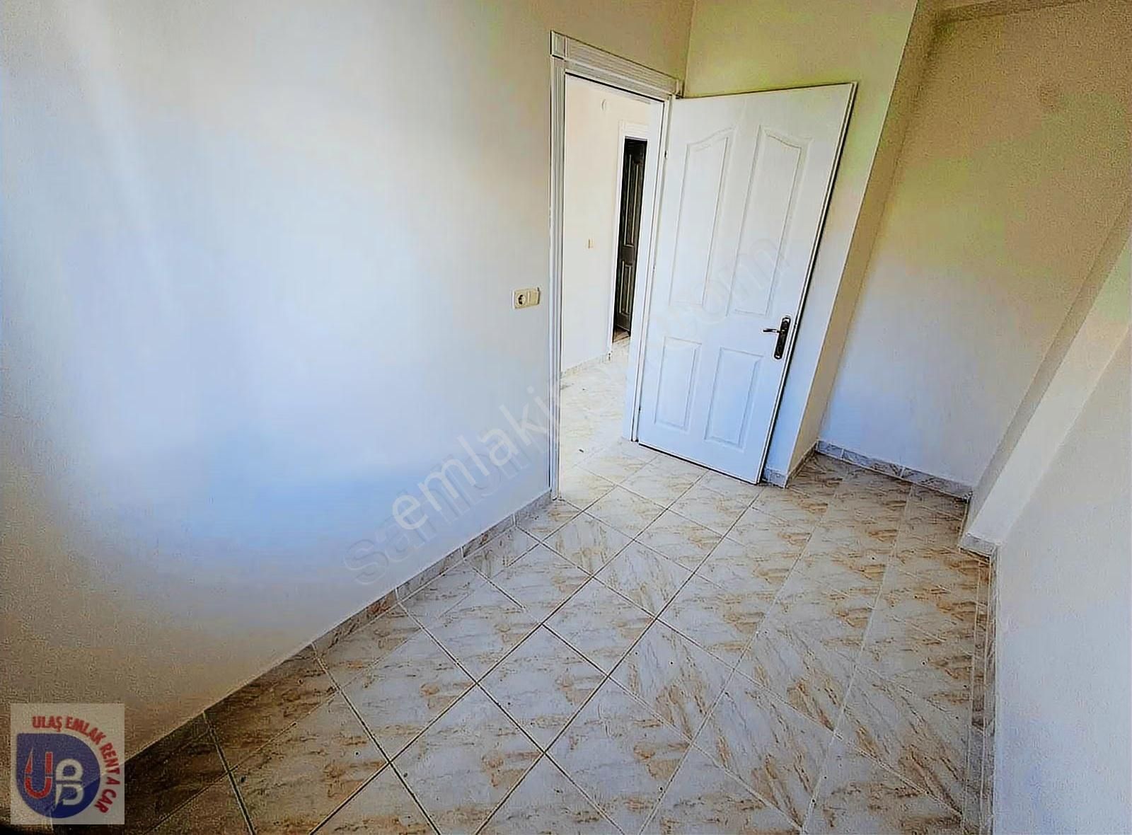 Akbük Merkezde Müstakil Site İçerisi Havuzlu Villa Fırsatı - Görsel 8