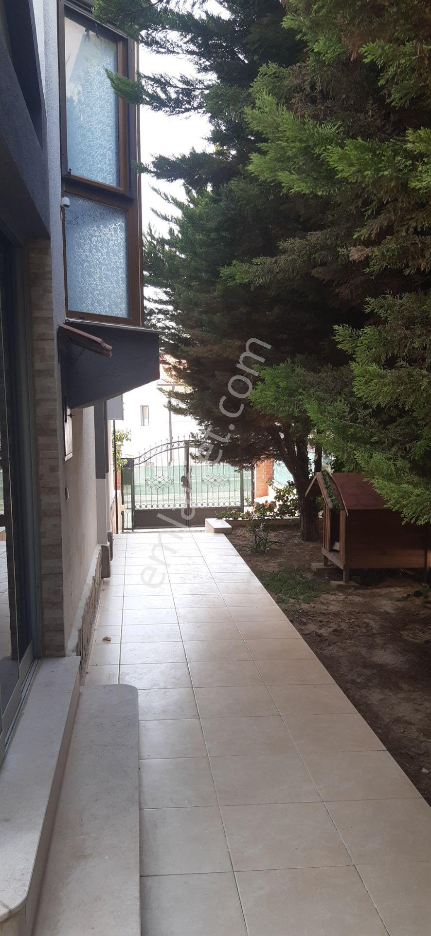 Deniz Ve Karaburan Manzaralı, Yerden Isıtmalı Kombili 5+1 Köşe Villa - Görsel 23