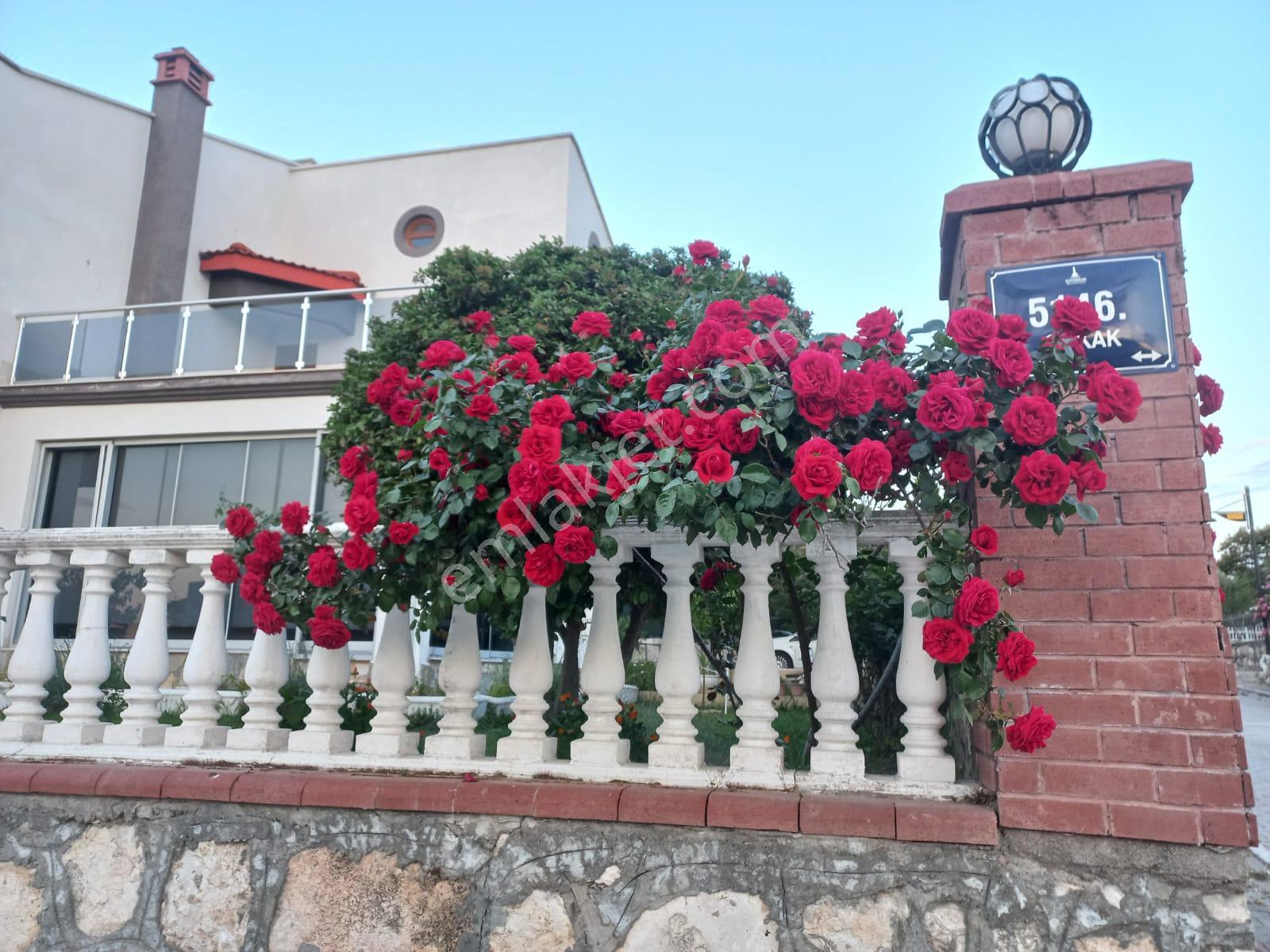 Deniz Ve Karaburan Manzaralı, Yerden Isıtmalı Kombili 5+1 Köşe Villa - Görsel 32