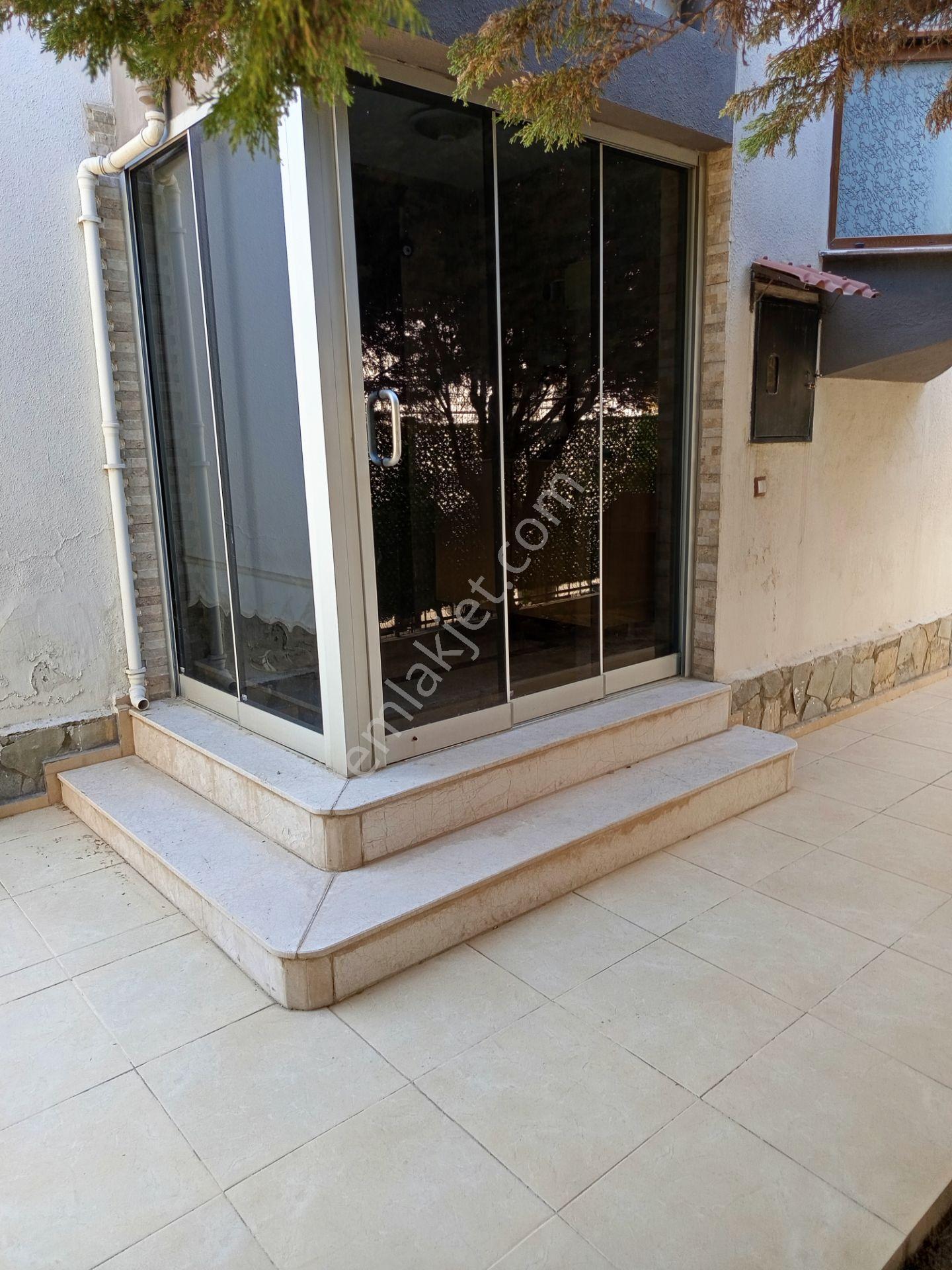 Deniz Ve Karaburan Manzaralı, Yerden Isıtmalı Kombili 5+1 Köşe Villa - Görsel 19