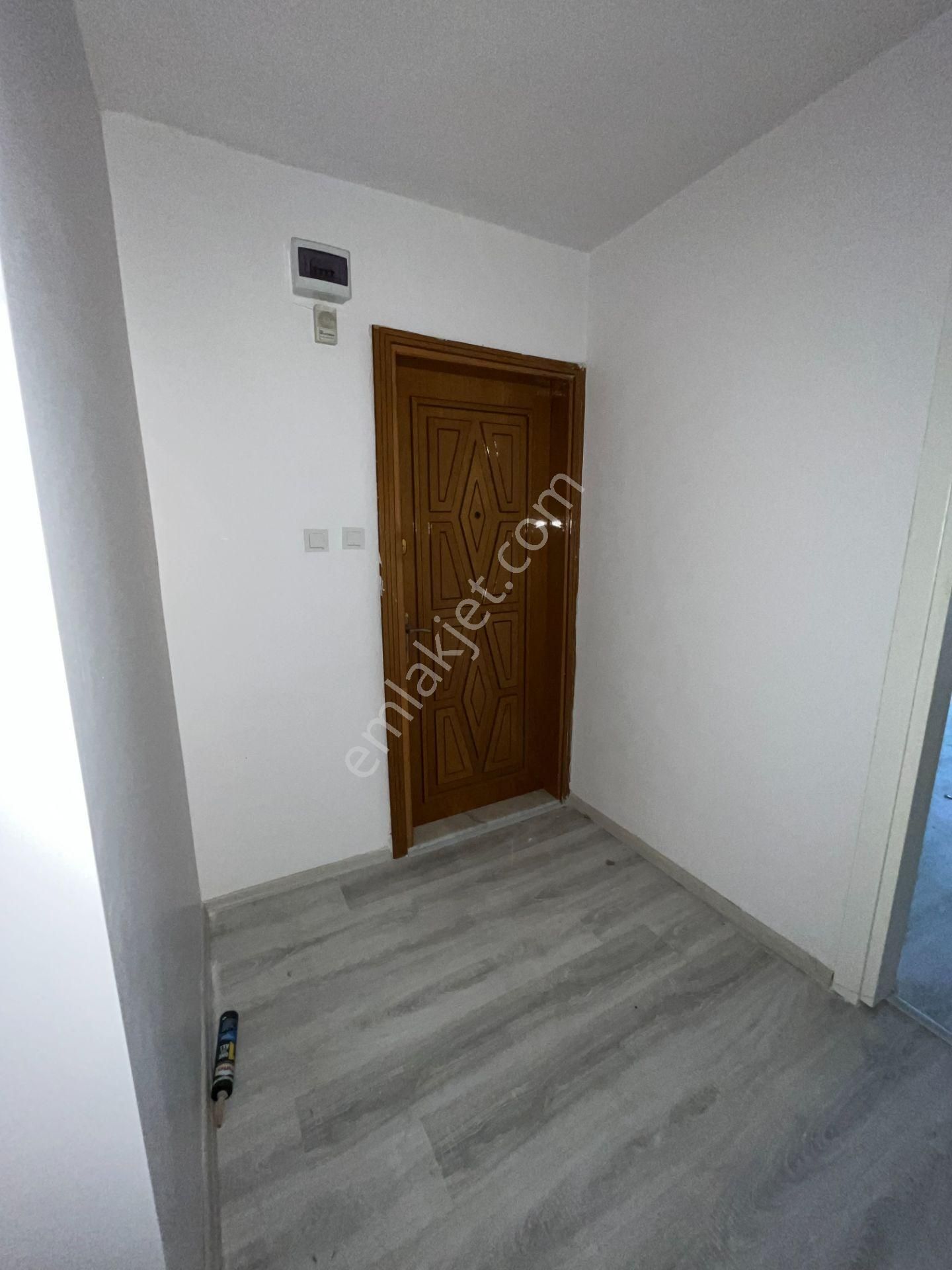 Büyükçekmece Atatürk Mah İçi Yapılı Temiz Sahilde 2+1 Satılık Daire - Görsel 23