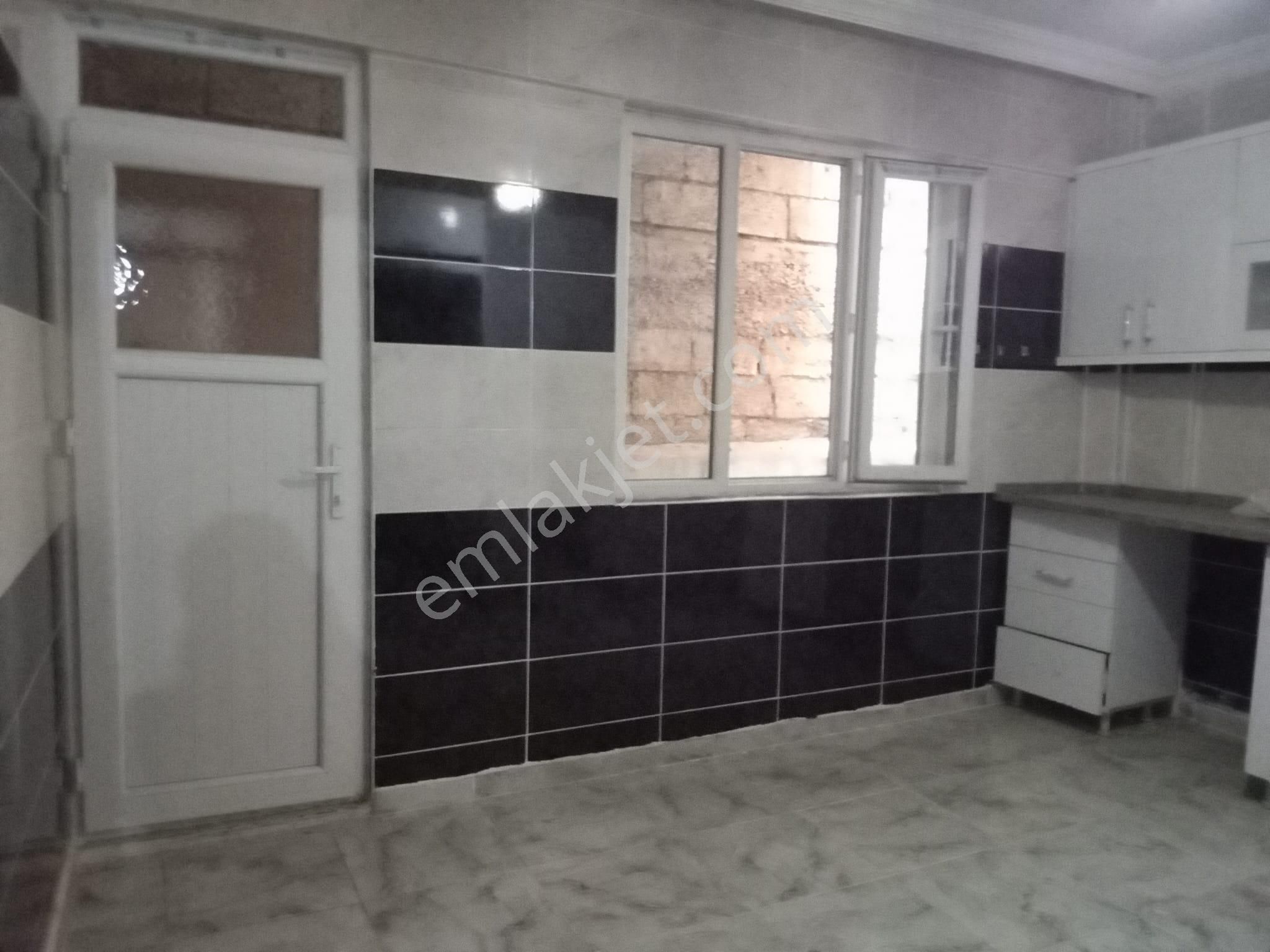 World İlkevim'den Şehrin En Yoğun Noktasında Kiralık 3+1 Daire - Görsel 5