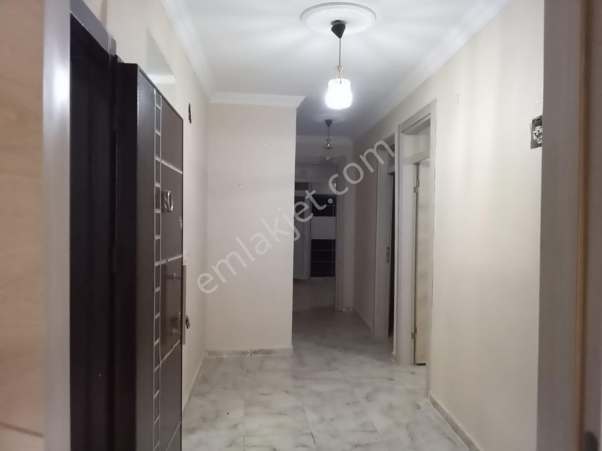 World İlkevim'den Şehrin En Yoğun Noktasında Kiralık 3+1 Daire - Görsel 16