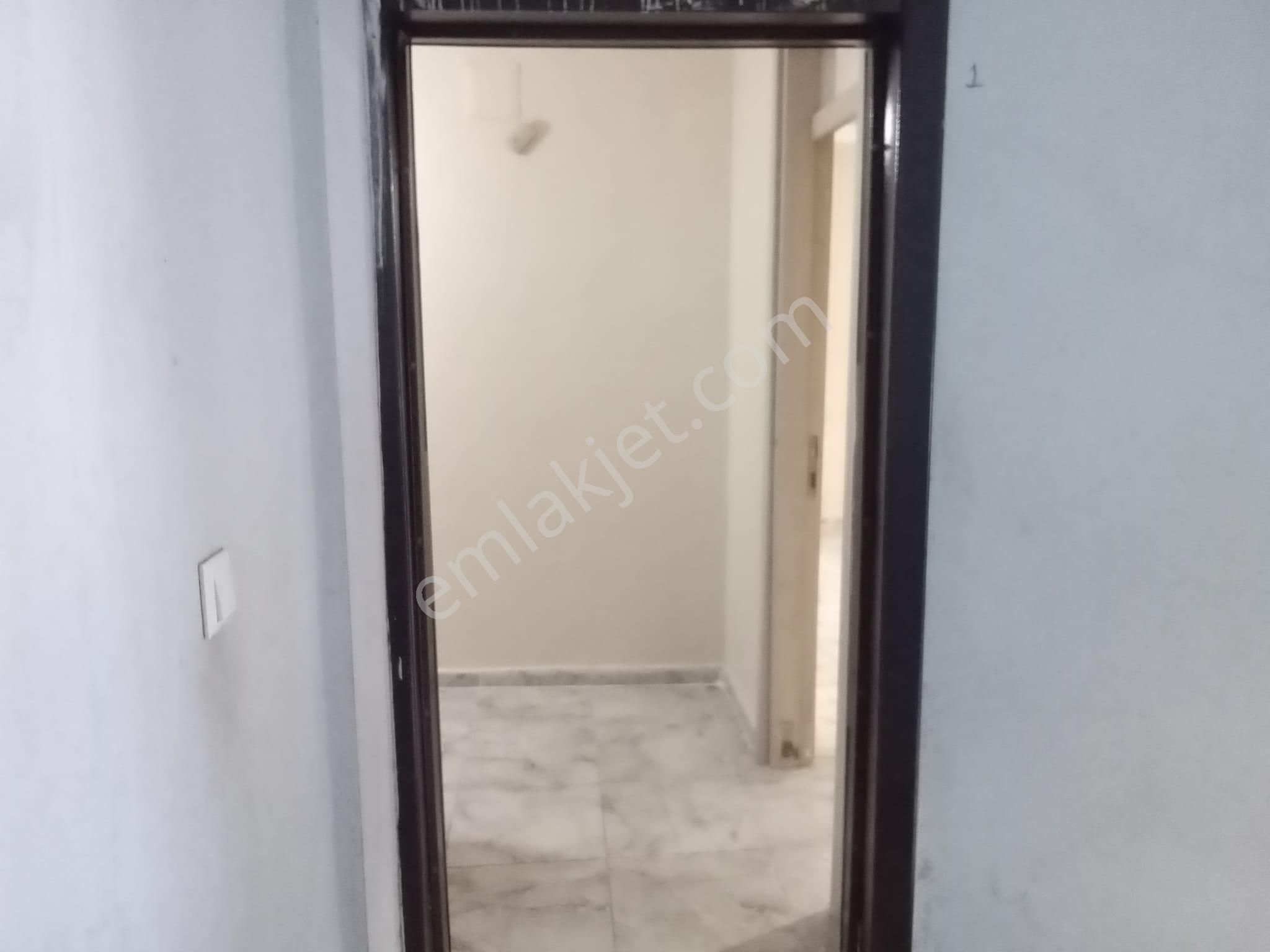 World İlkevim'den Şehrin En Yoğun Noktasında Kiralık 3+1 Daire - Görsel 2